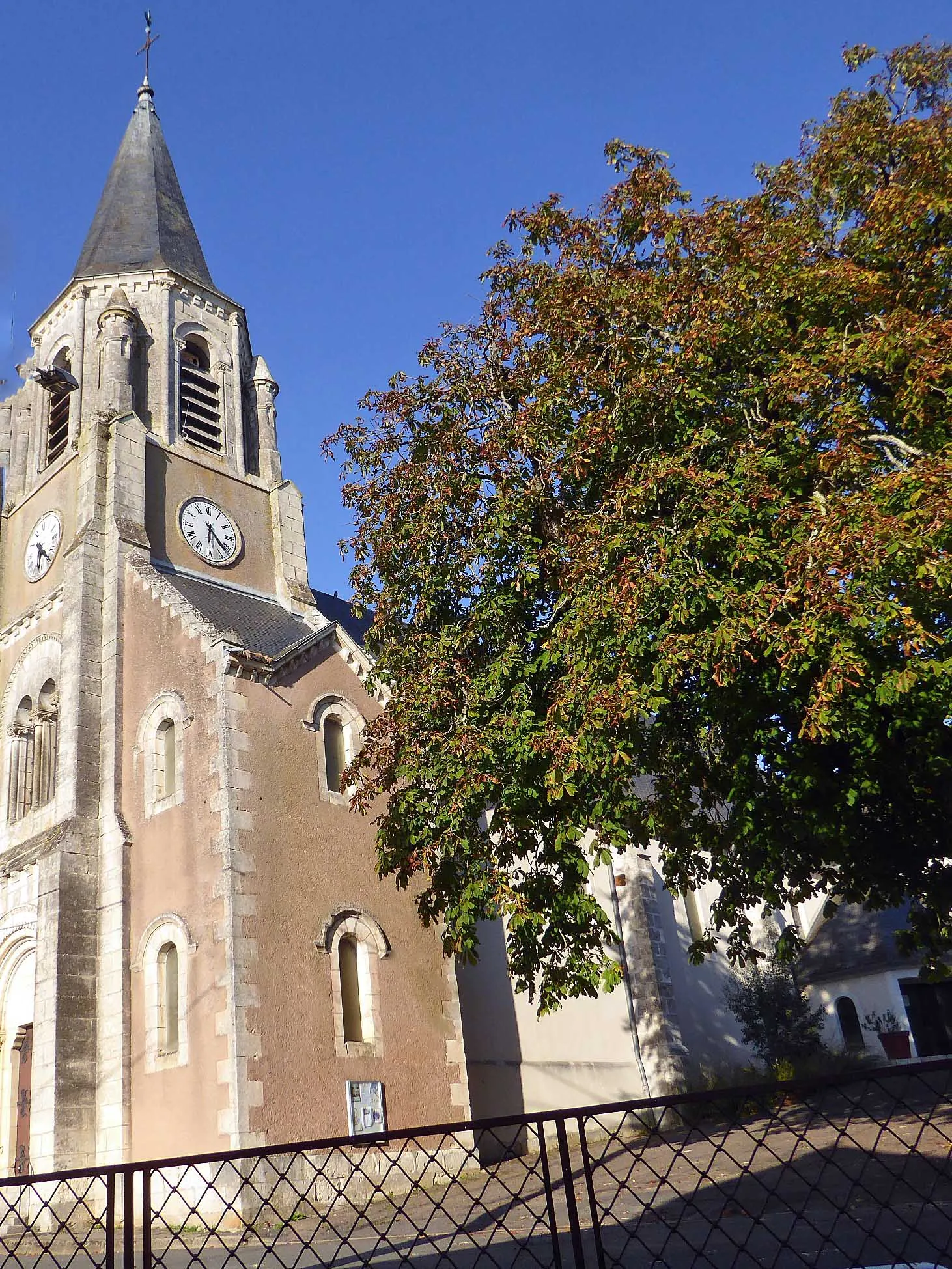 Photo showing: Église Saint-Martin de Saint-Martin-d'Auxigny