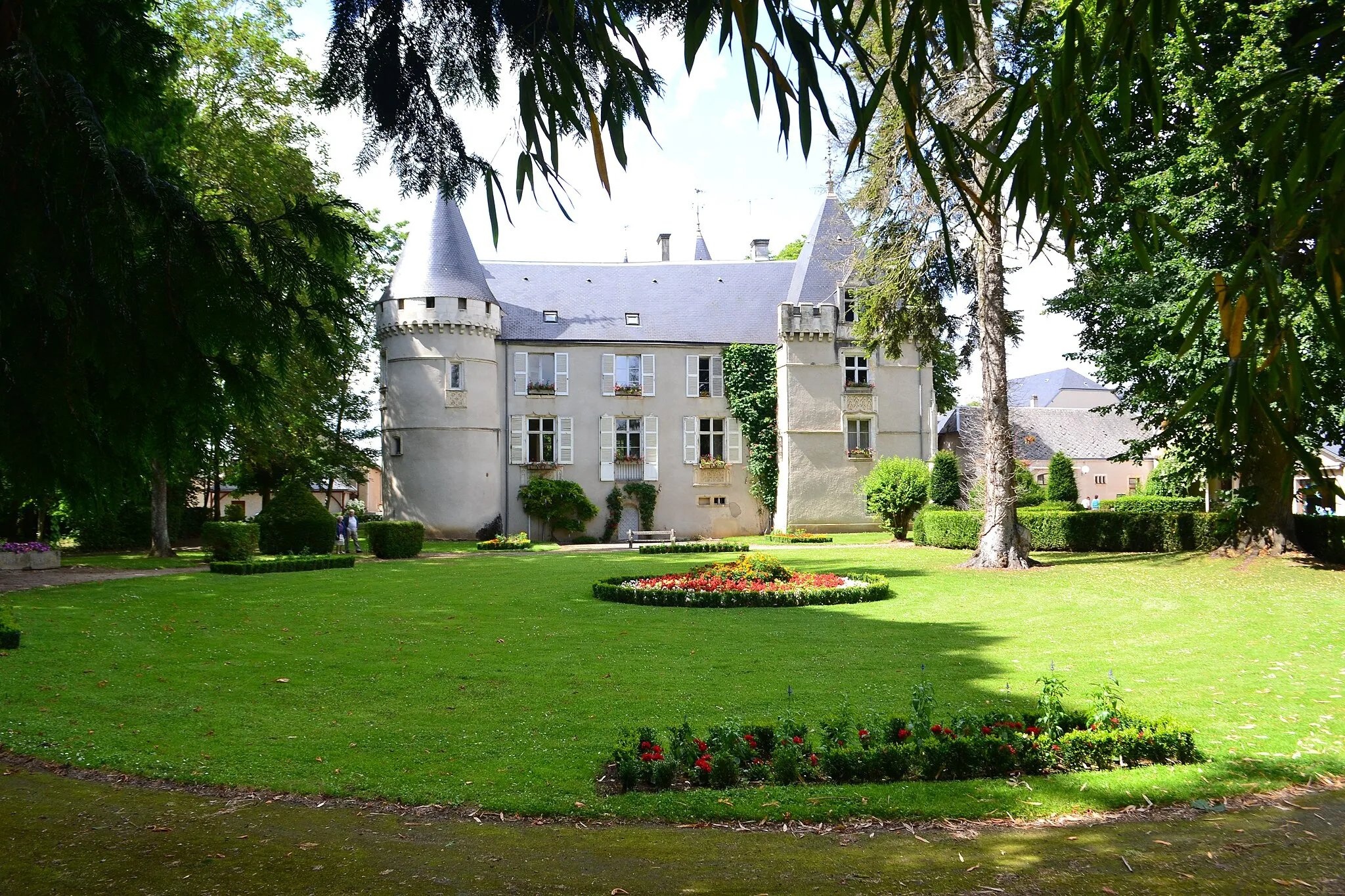 Photo showing: Château et parc