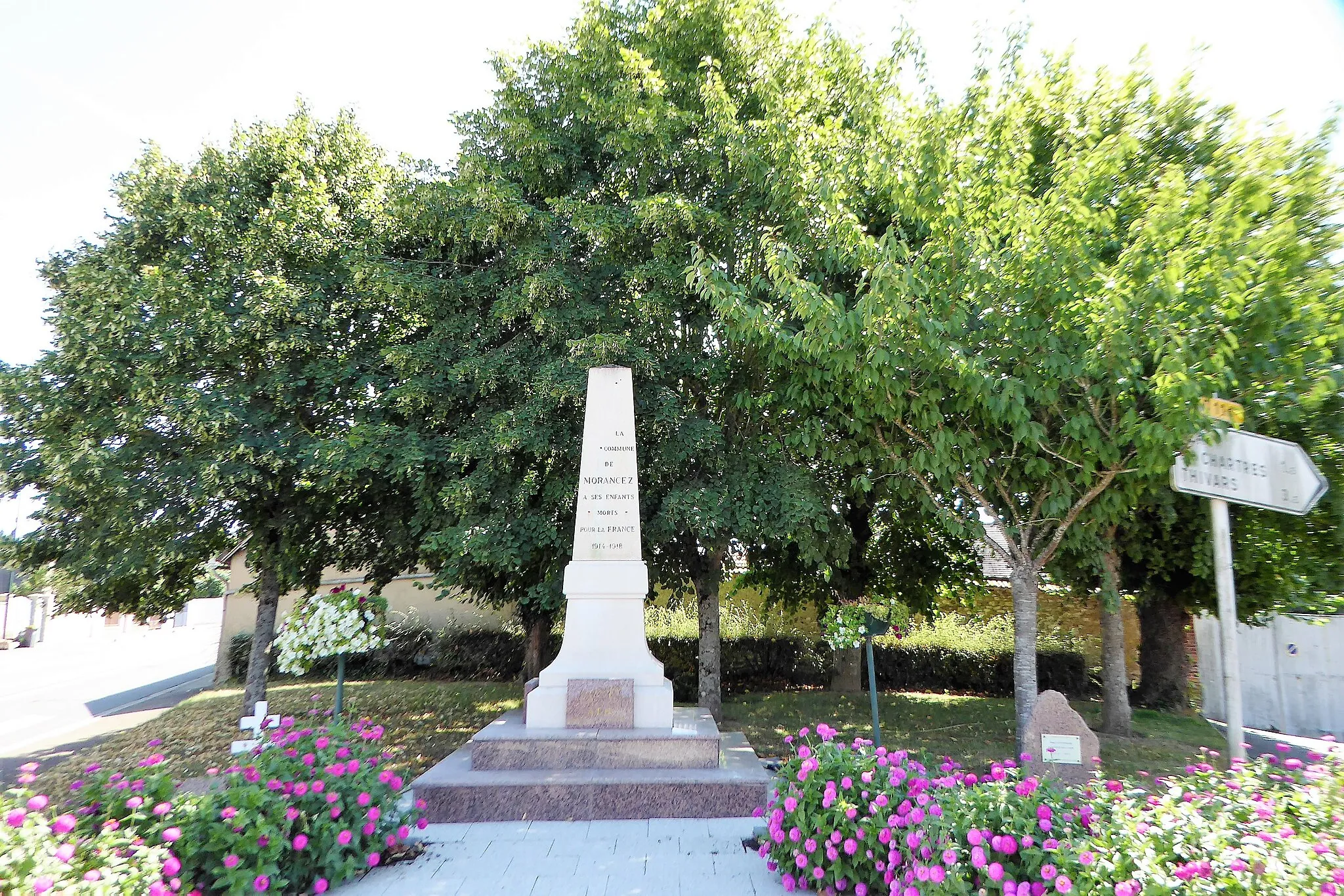 Photo showing: monument aux morts de Morancez, Eure-et-Loir, France.