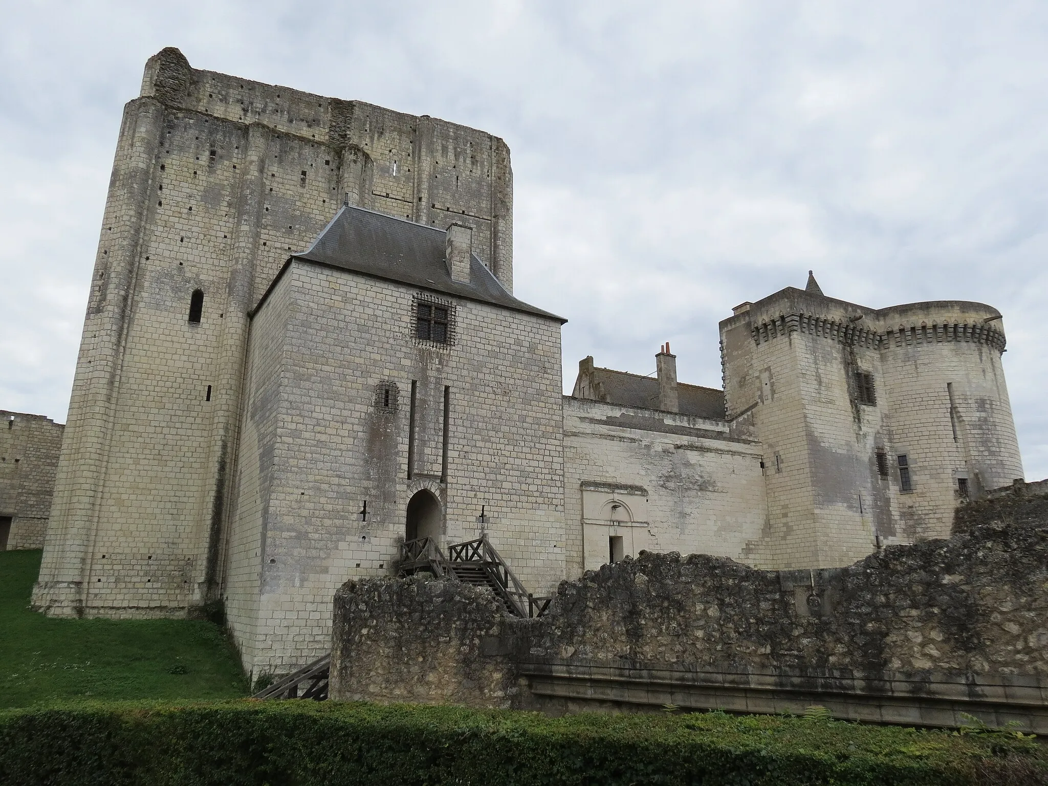 Photo showing: This building is indexed in the base Mérimée, a database of architectural heritage maintained by the French Ministry of Culture, under the reference PA00097821 .