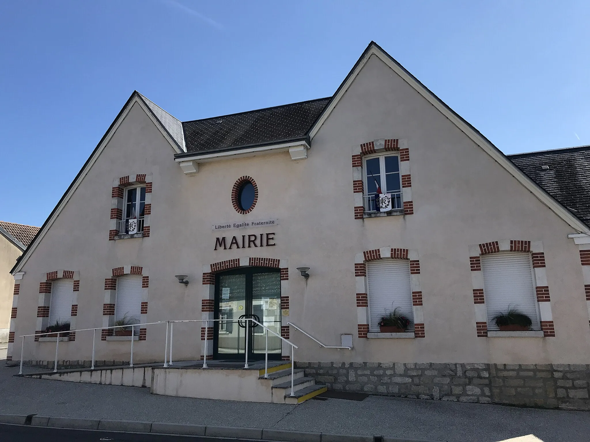 Photo showing: Mairie de Pierrefitte-ès-Bois.