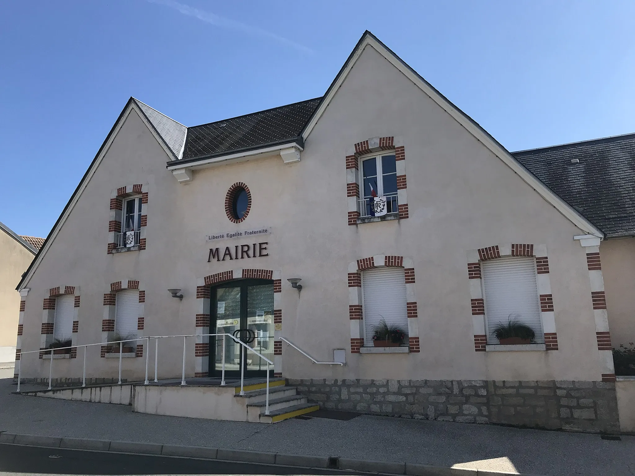 Photo showing: Mairie de Pierrefitte-ès-Bois.