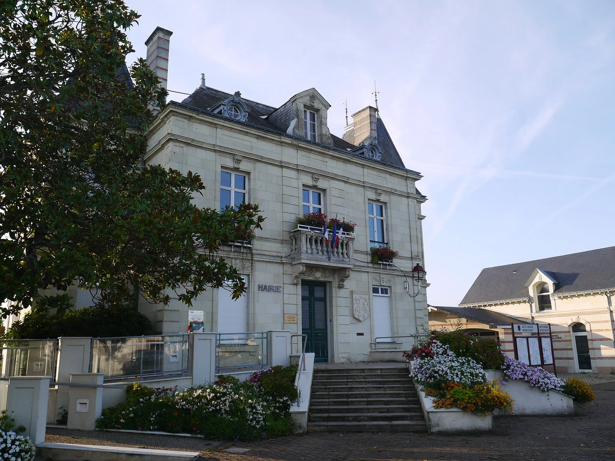 Photo showing: La mairie.