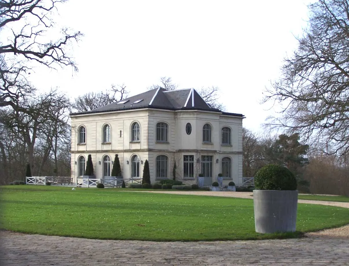 Photo showing: Castle of La Hauteville (Yvelines, France)