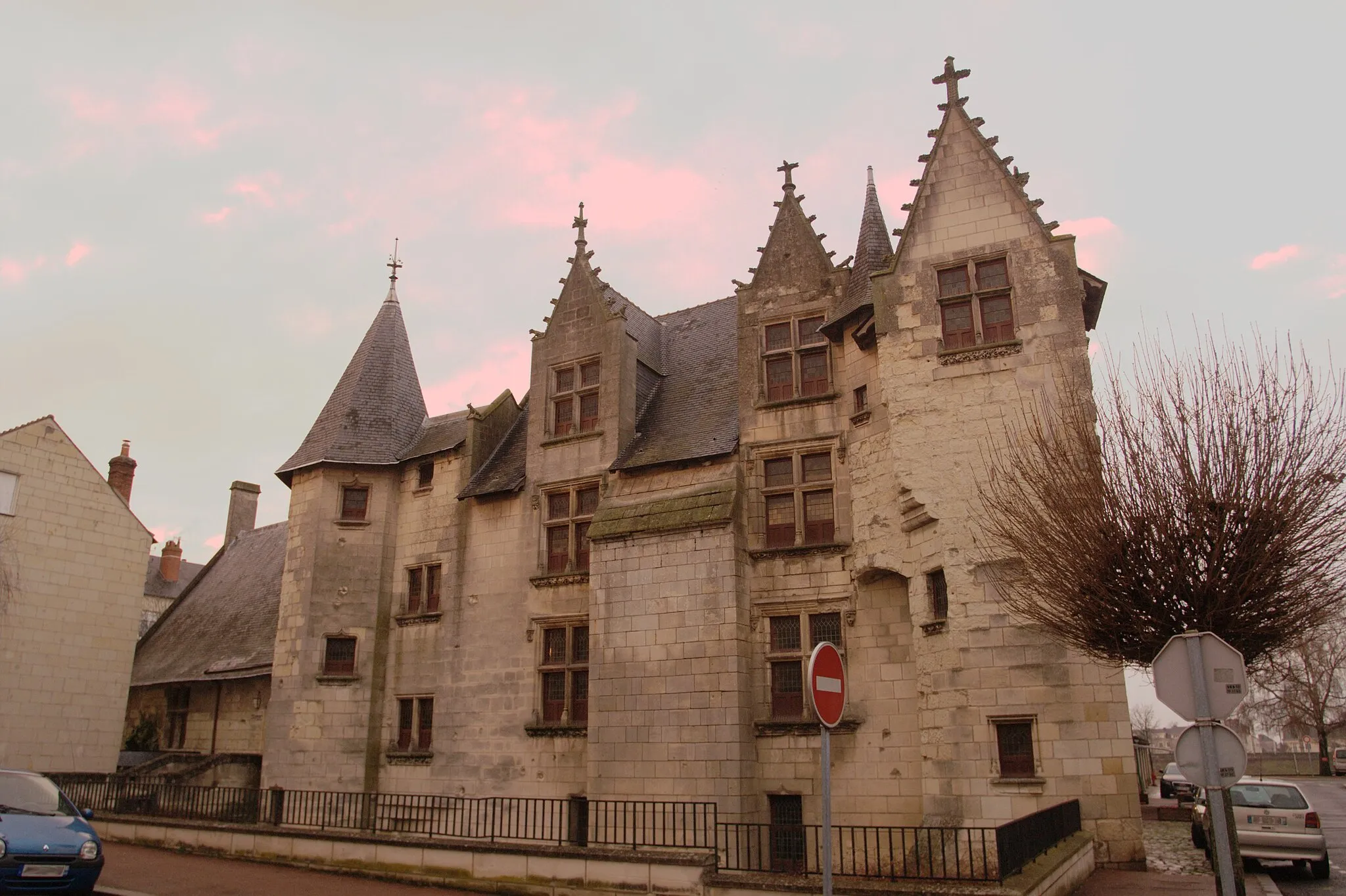 Photo showing: Maison dite de la Reine de Sicile à Saumur.