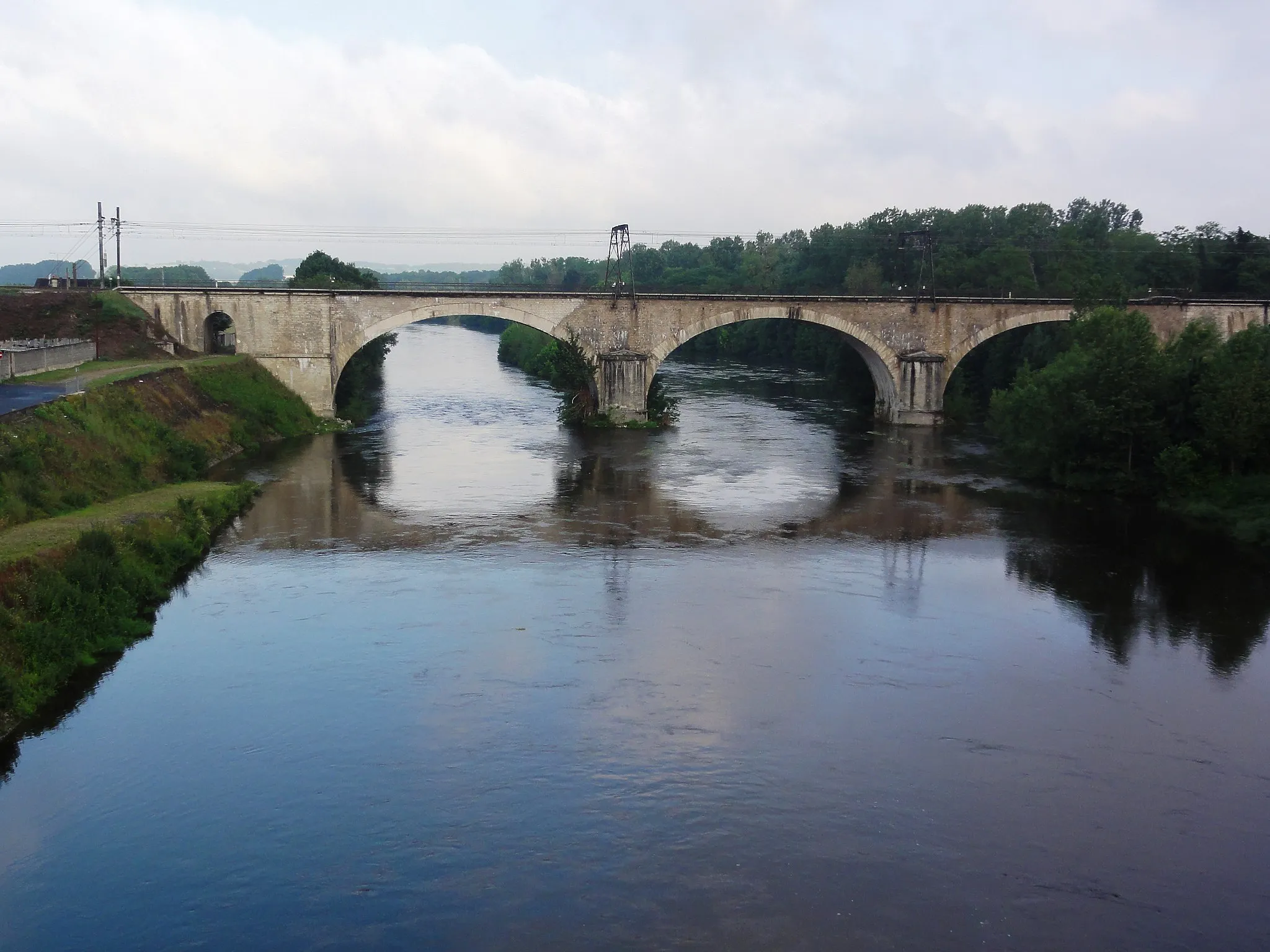 Photo showing: Creuse entre Port-de-Piles et La Celle-Saint-Avant