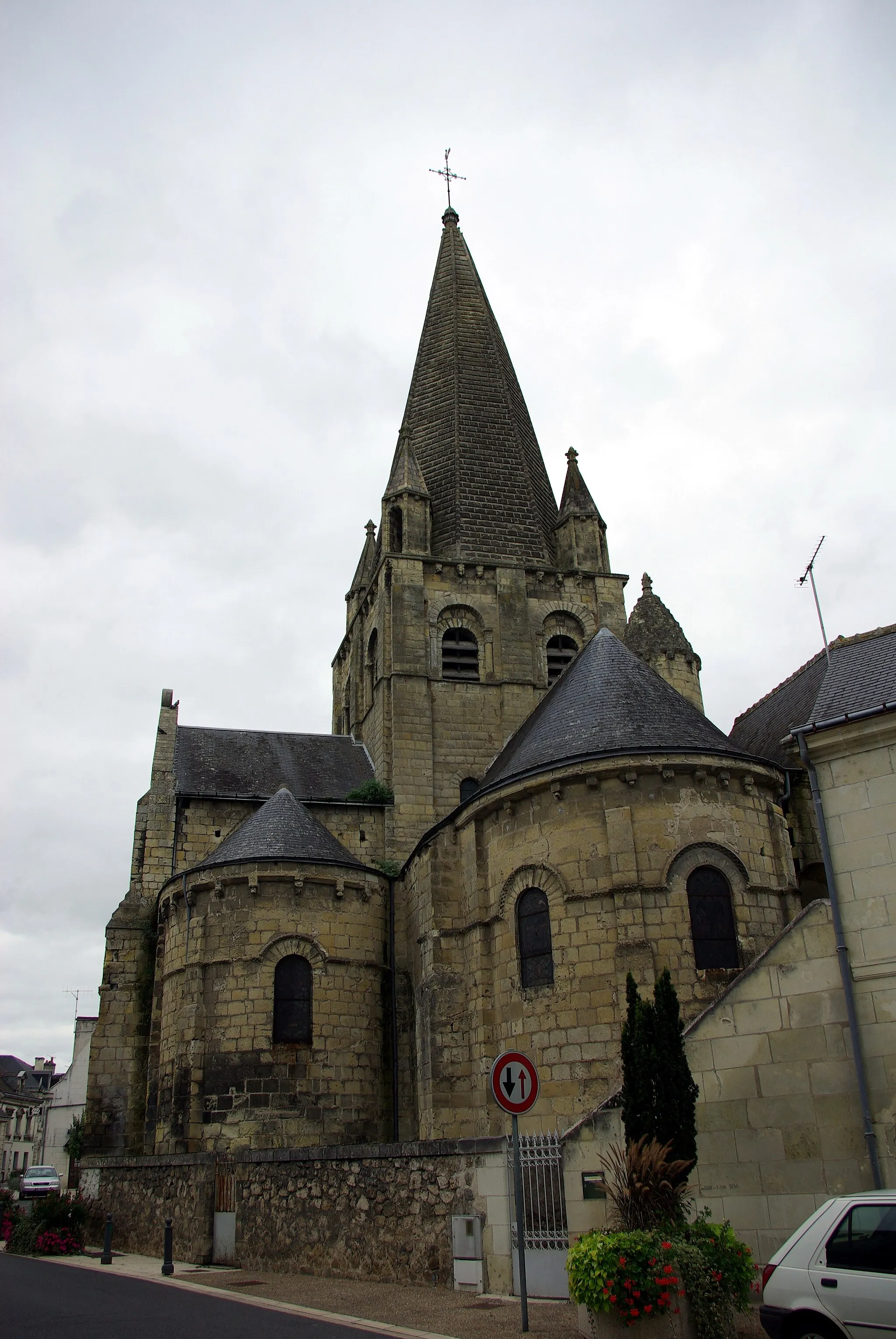 Photo showing: Église Saint-Médard de Cinq-Mars-la-Pile.