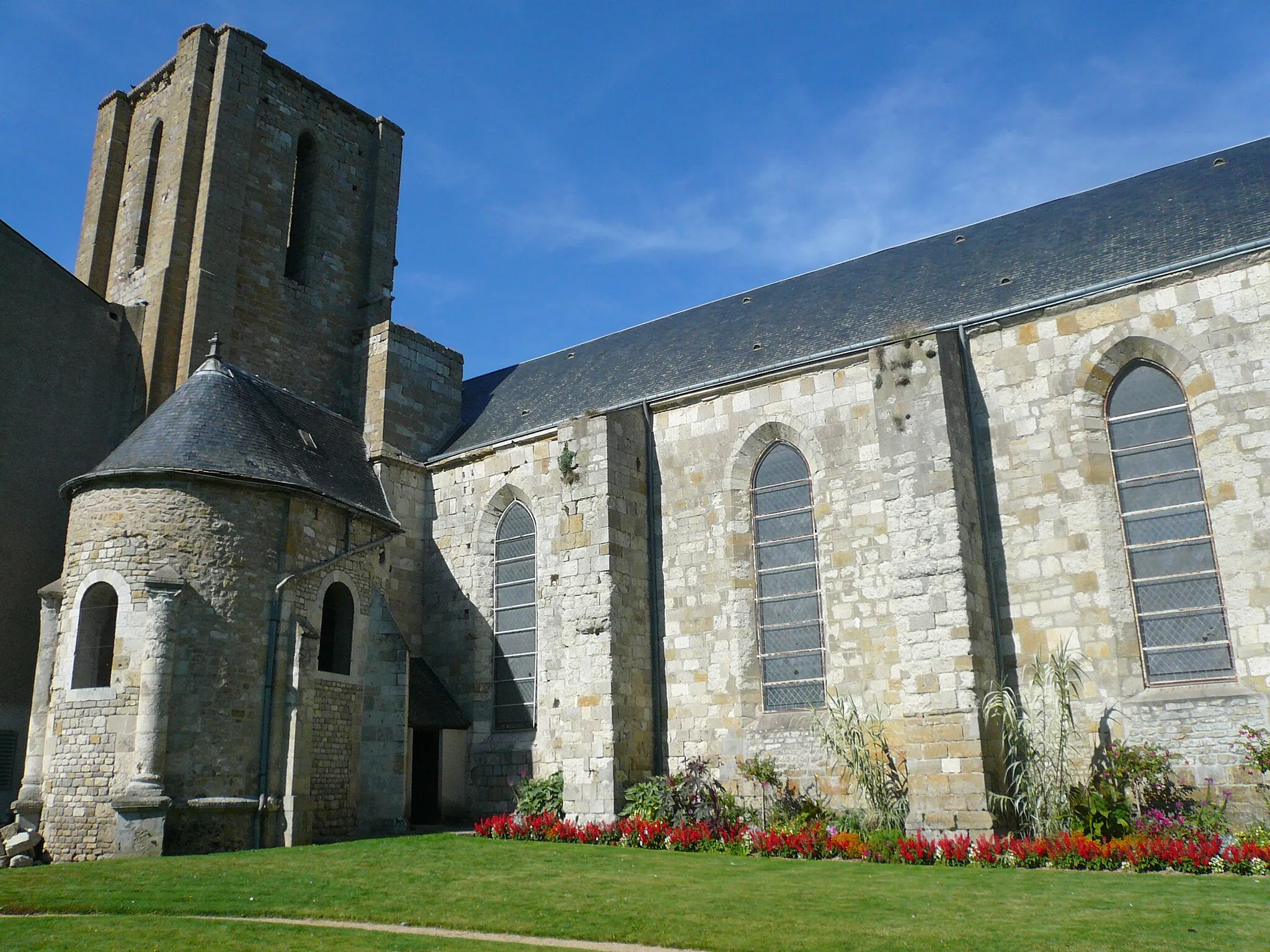 Photo showing: This building is classé au titre des monuments historiques de la France. It is indexed in the base Mérimée, a database of architectural heritage maintained by the French Ministry of Culture, under the reference PA00098988 .