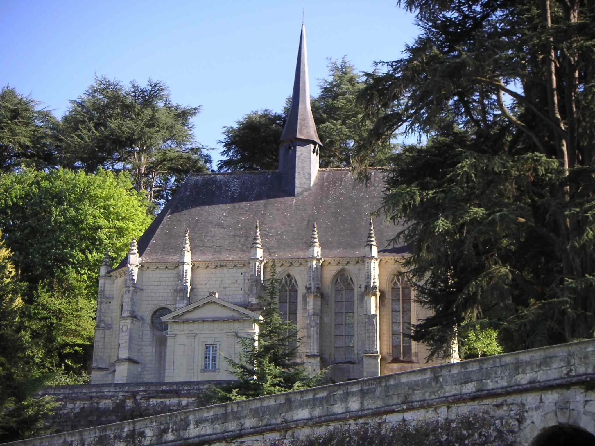 Photo showing: Vue de la chapelle du château d'Ussé prise des jardins par mes soins