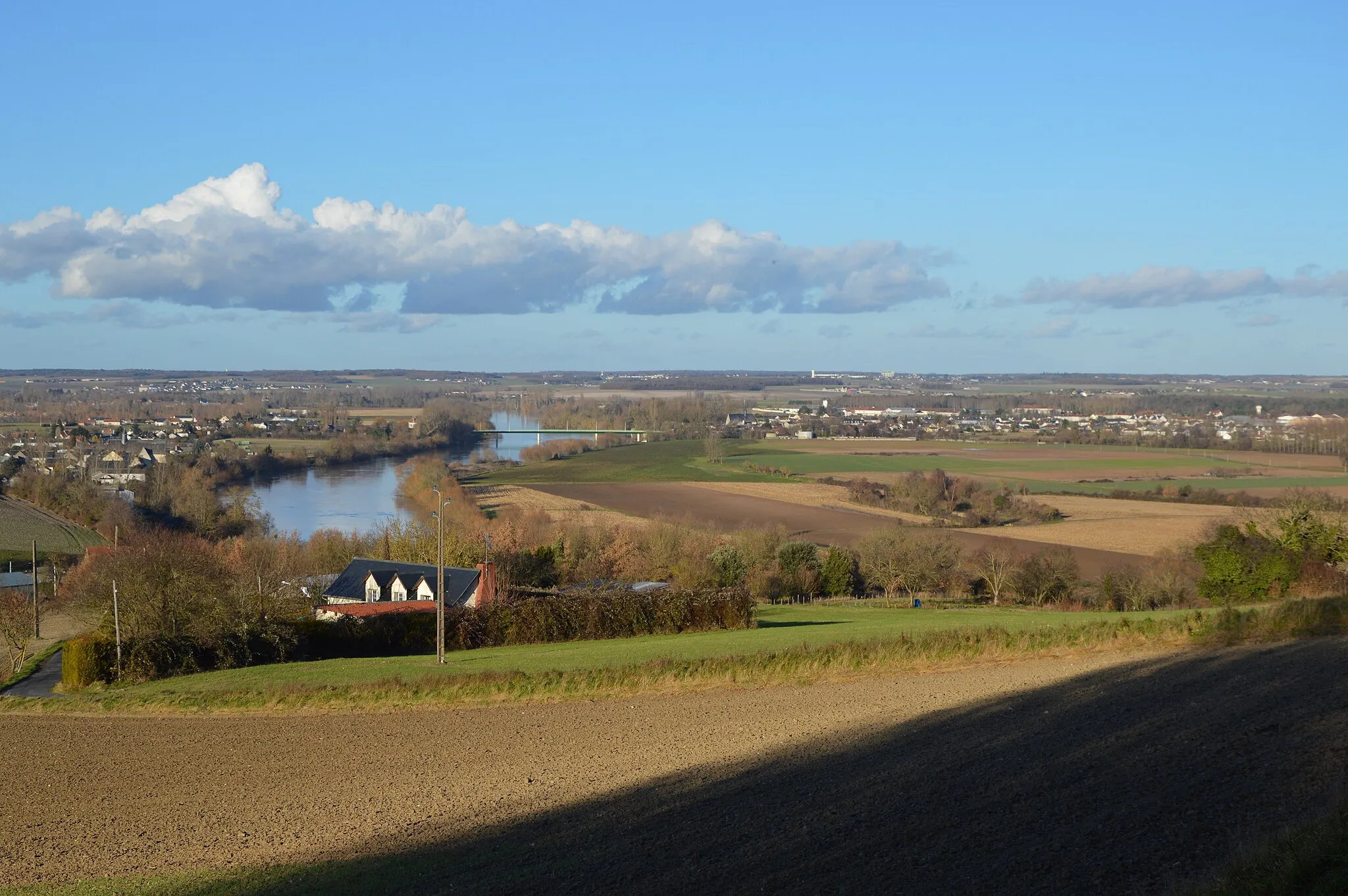 Photo showing: Ports-sur-Vienne, vallée, coteau et plateau