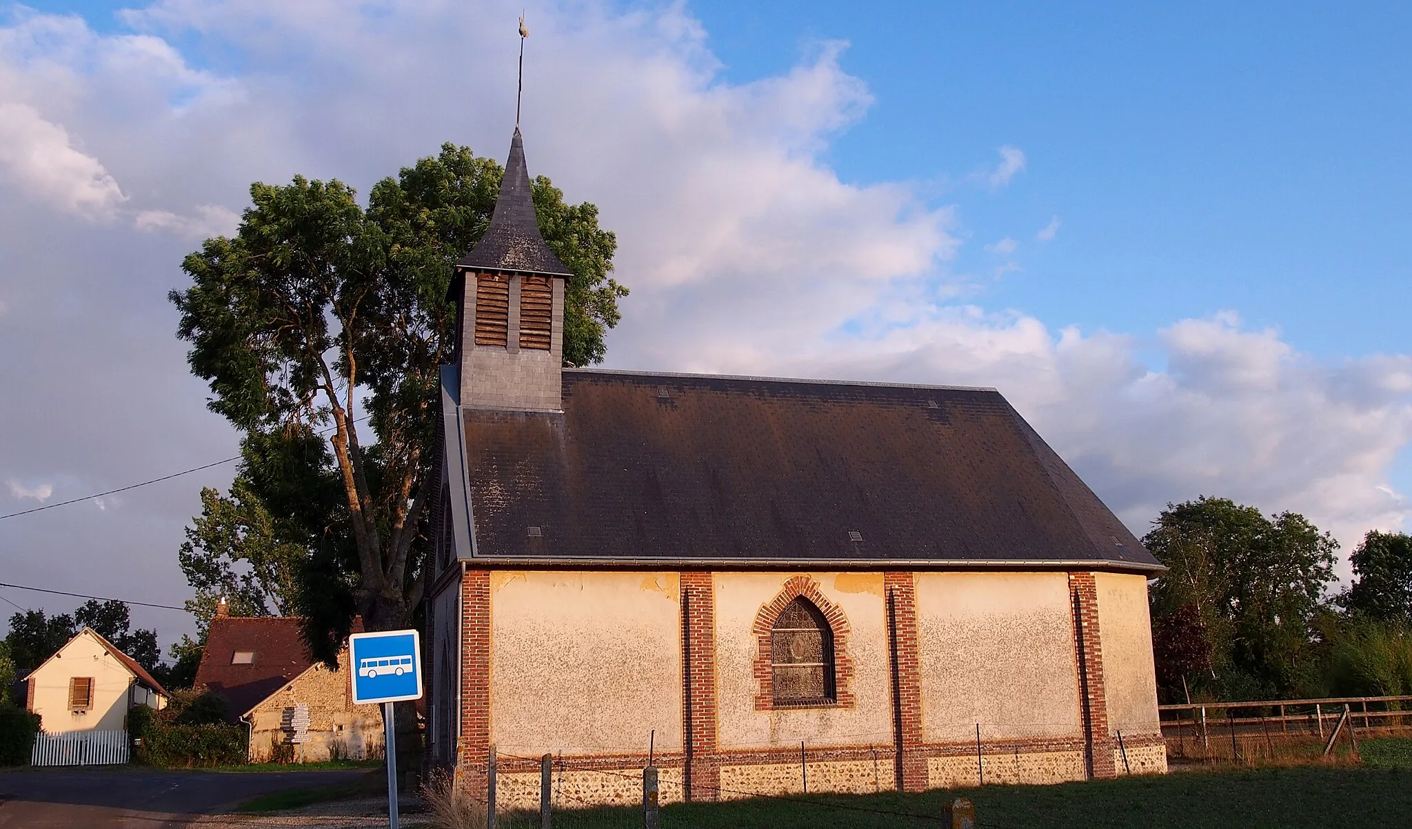 Photo showing: Saint-Victor-sur-Avre (Normandie, France). La chapelle Saint-Victor.