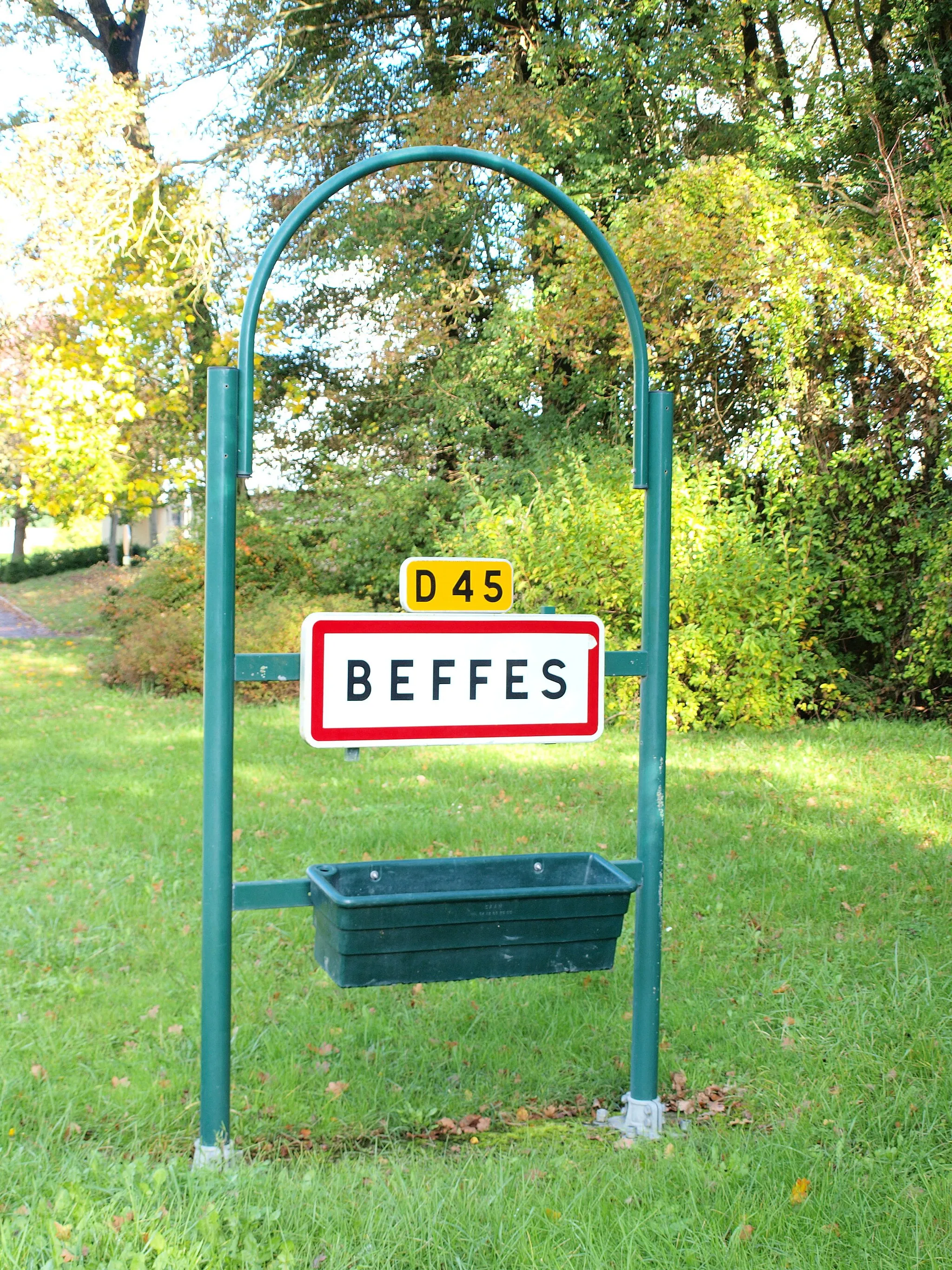 Photo showing: Beffes (Cher, France) ; panneau d'agglomération