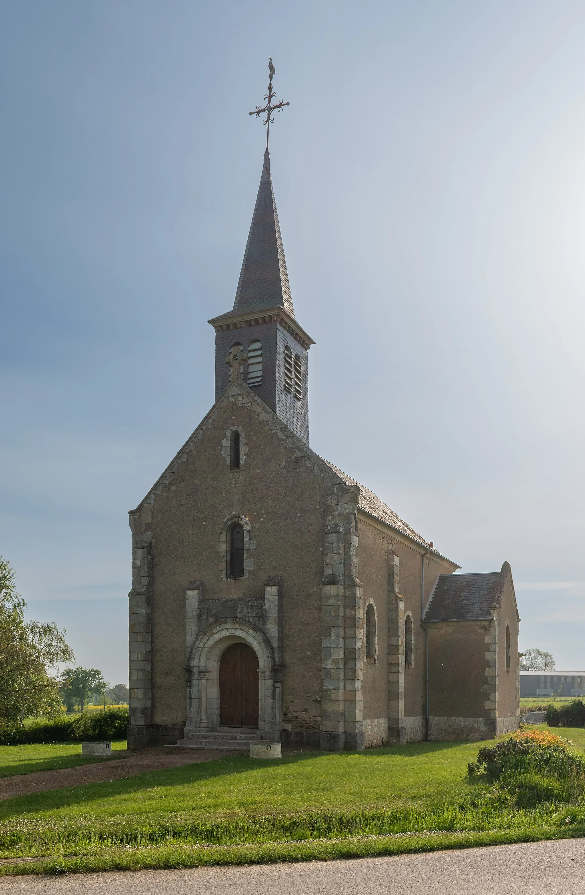 Photo showing: Saint Desiderius church in Saint-Éloy-d'Allier, Allier, France