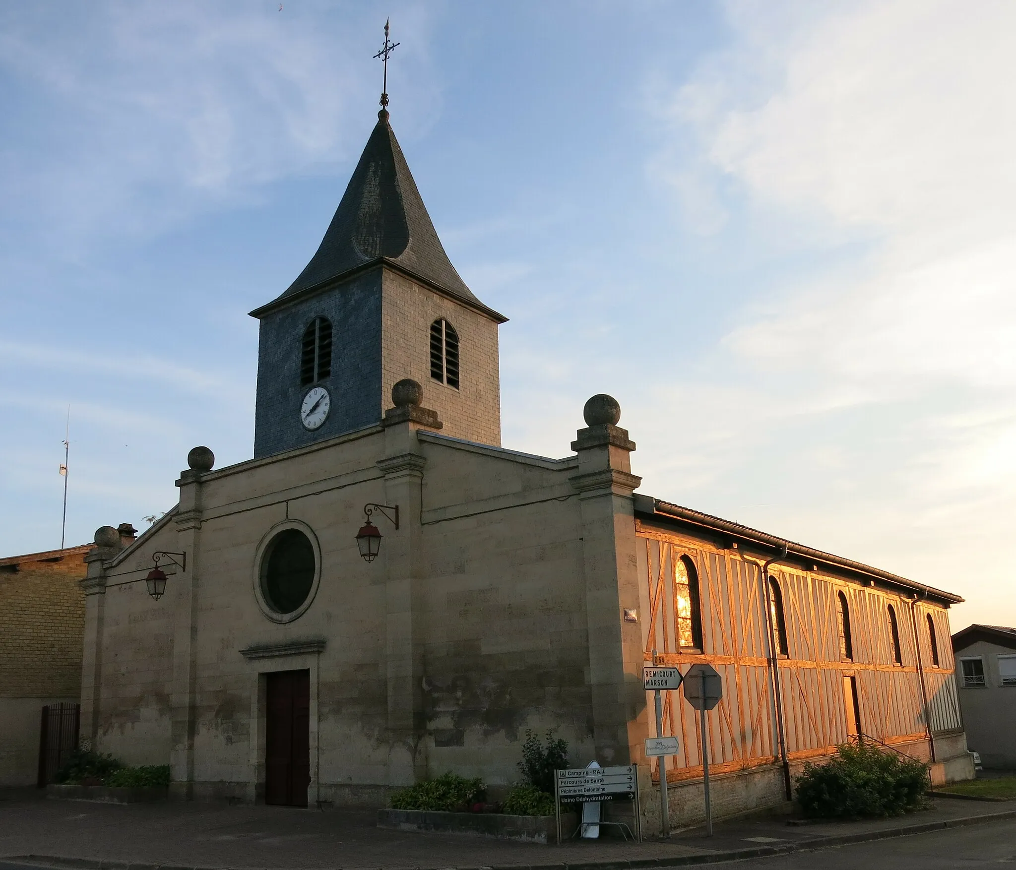 Photo showing: Église Saint-Laurent Givry-en-Argonne