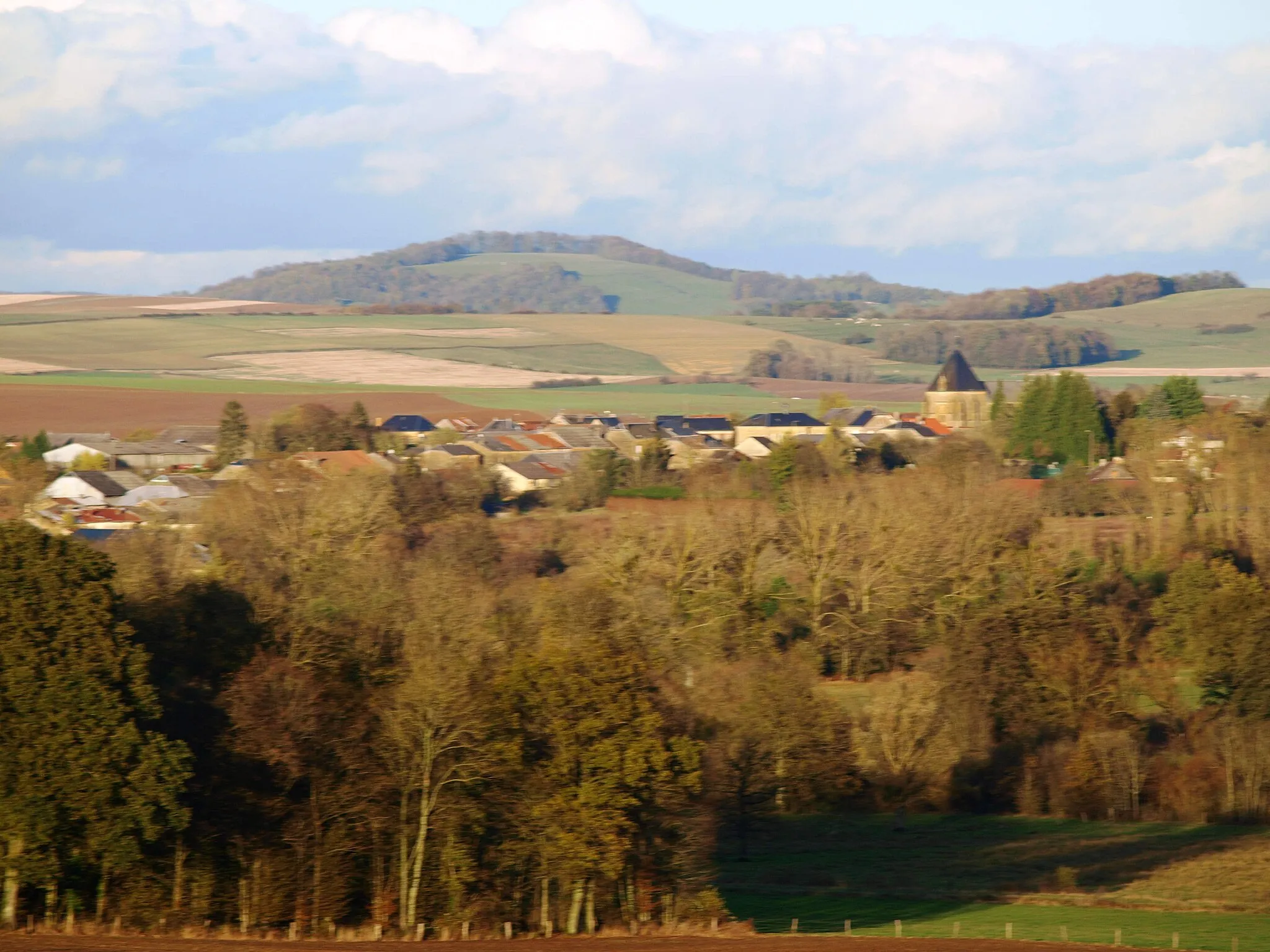 Photo showing: Brieulles-sur-Bar (Ardennes, France) ; vue générale.