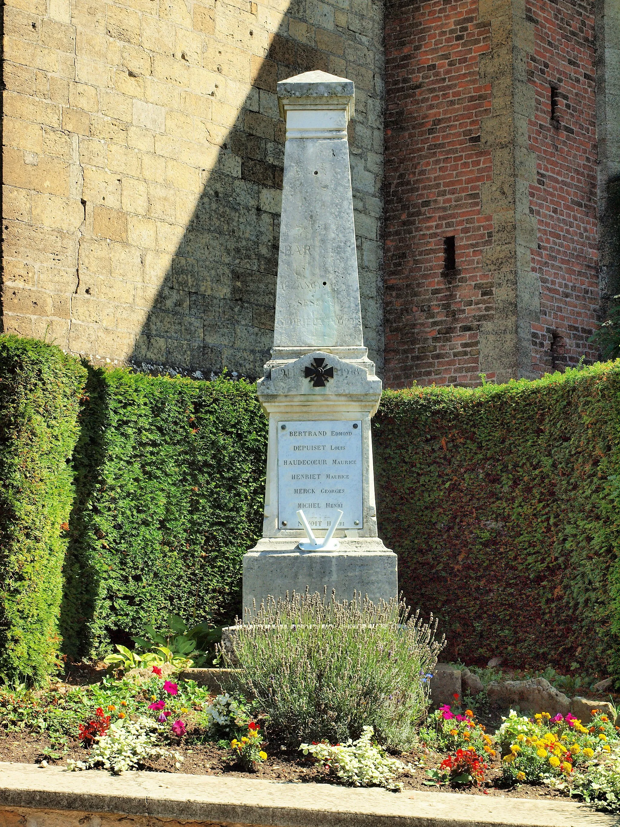 Photo showing: Bar-lès-Buzancy (Ardennes, France)