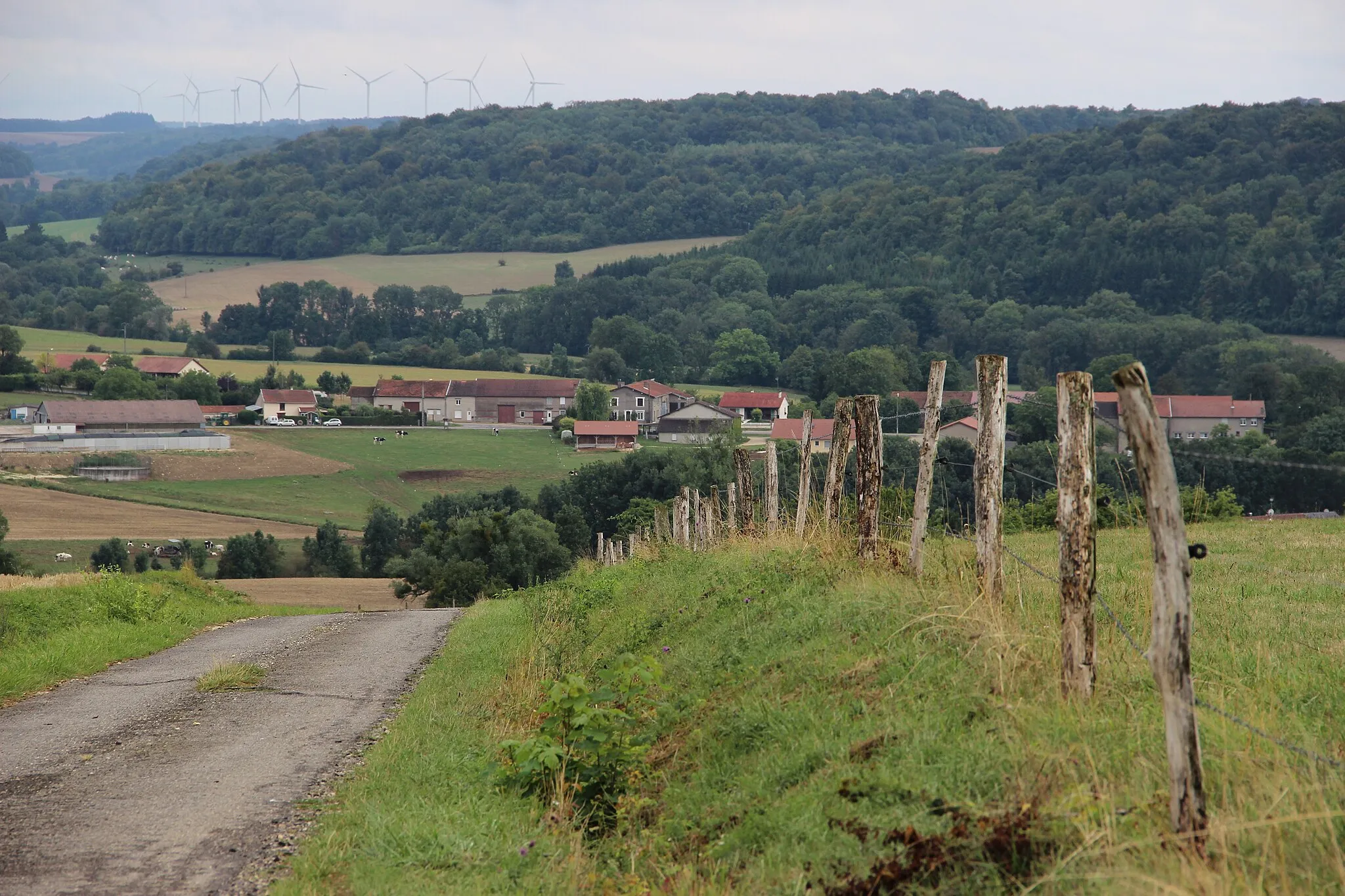 Photo showing: Aperçu du village