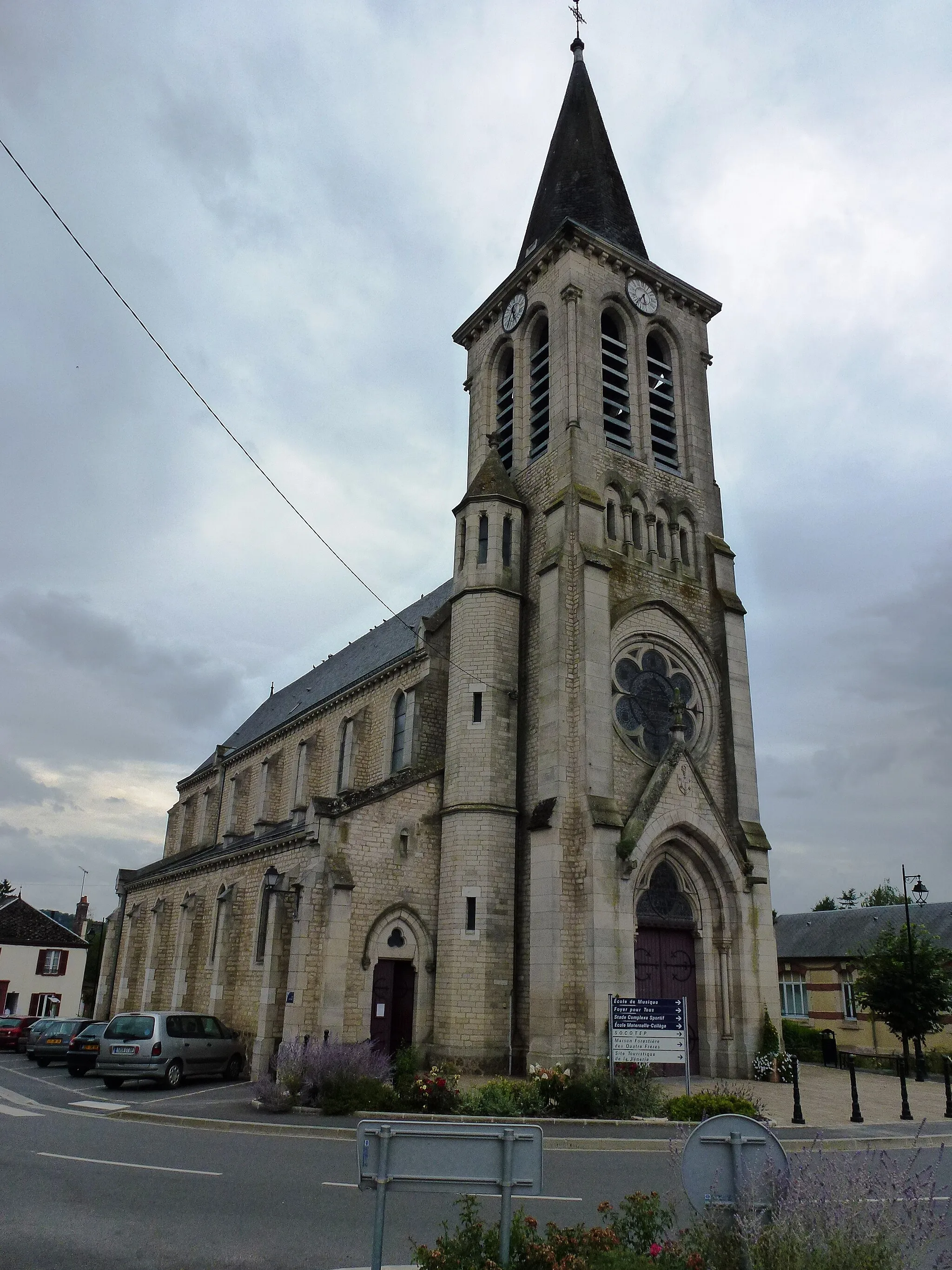 Photo showing: Signy-l'Abbaye (Ardennes) église Saint-Michel