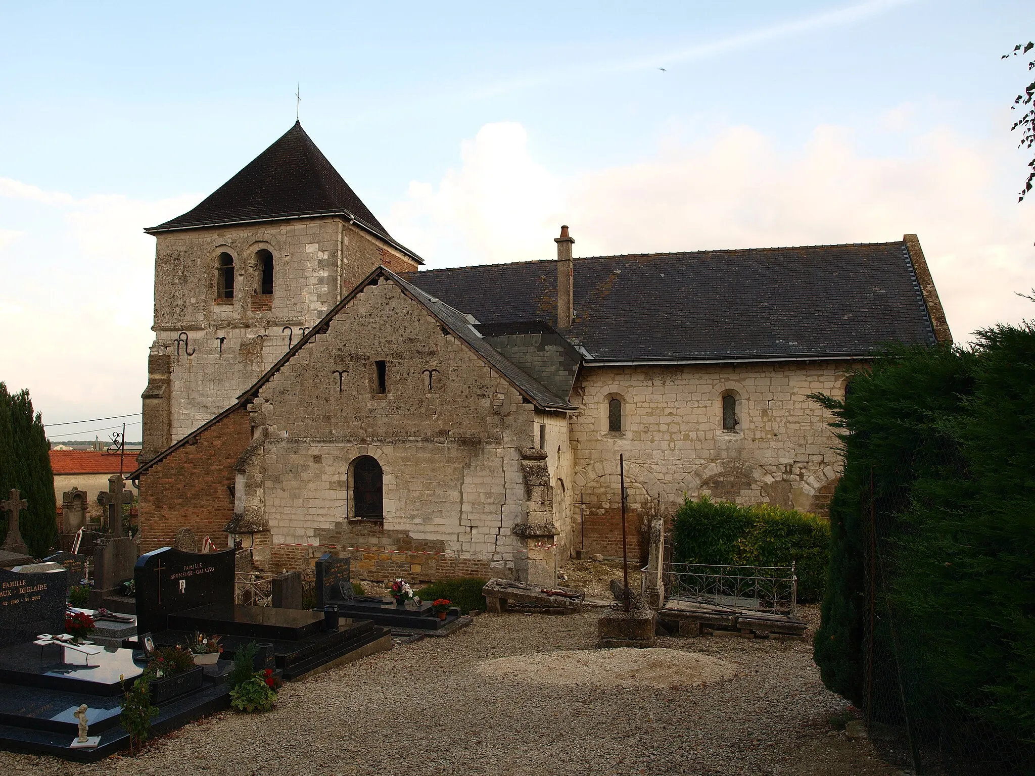 Photo showing: Ménil-Lépinois (Ardennes, France) ; église