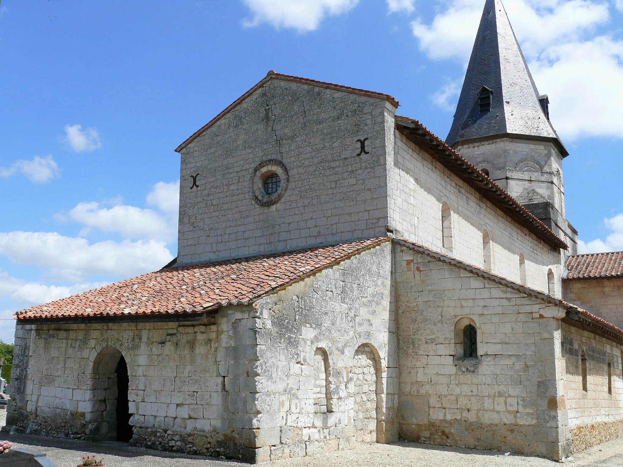 Photo showing: La Chaussée-sur-Marne - Coulmiers - Eglise Saint-Pierre-ès-Liens