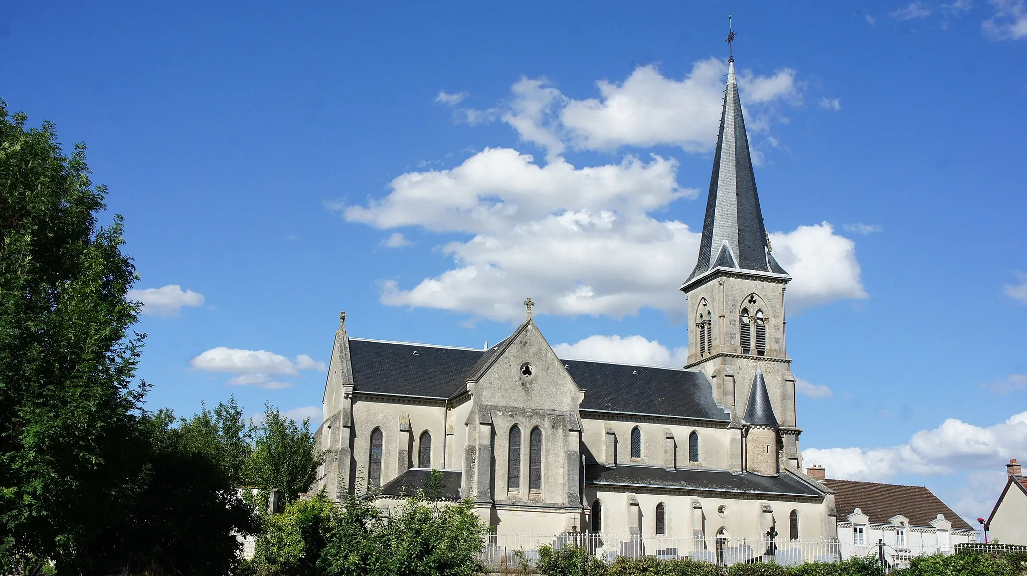 Photo showing: Vue de l'église à Aigny.