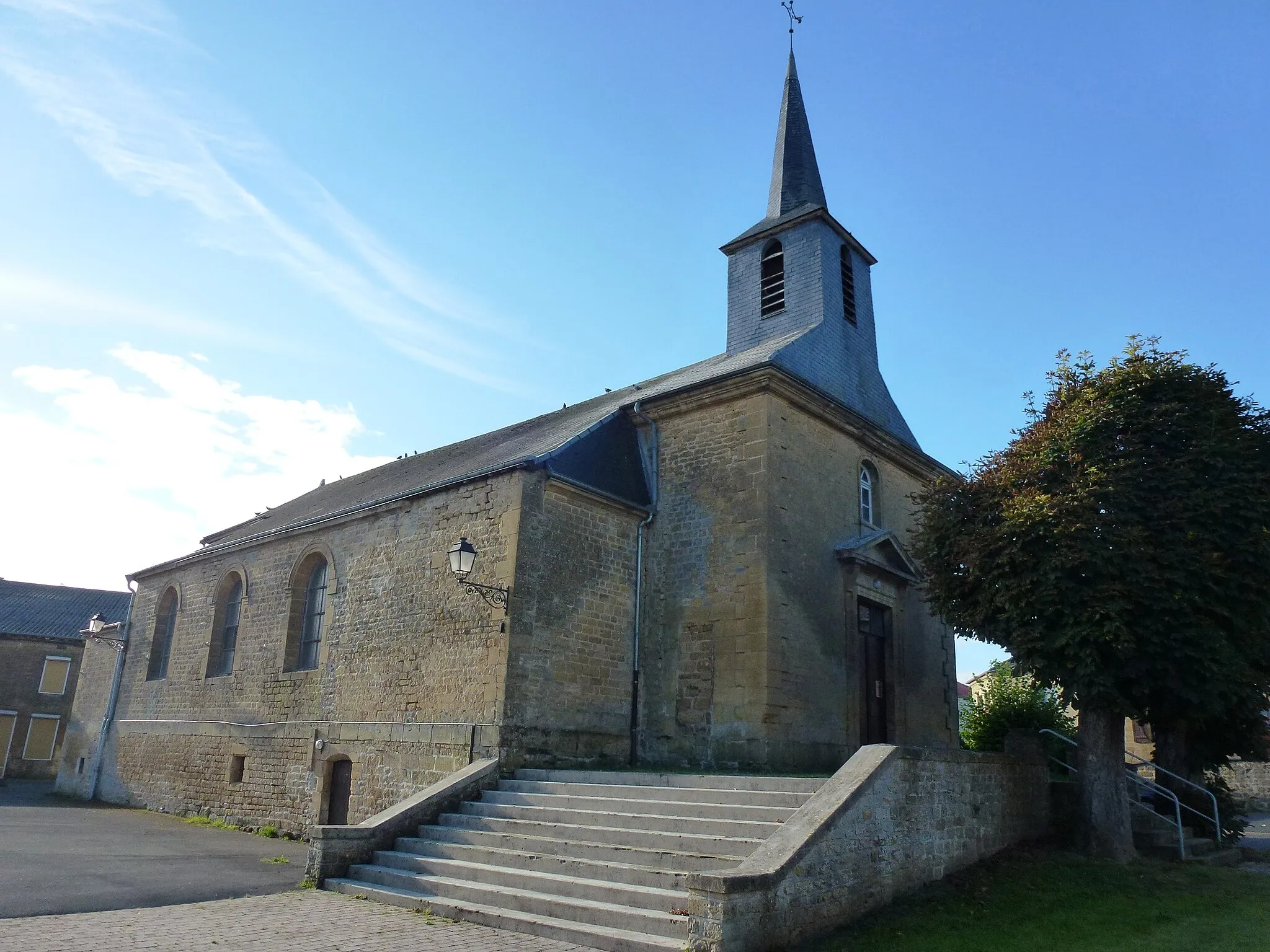 Photo showing: Haudrecy (Ardennes) église, façade