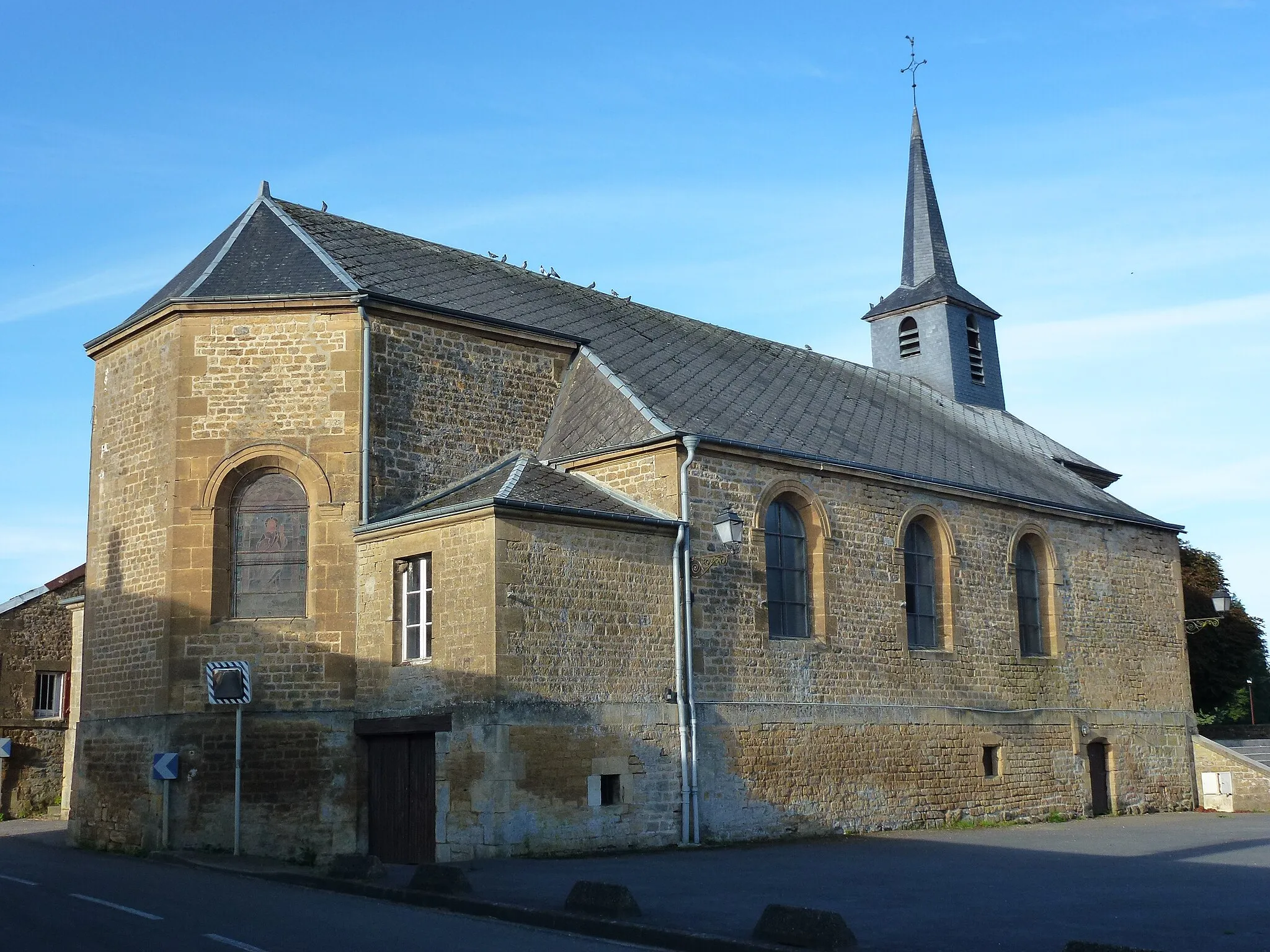 Photo showing: Haudrecy (Ardennes) église, chevet
