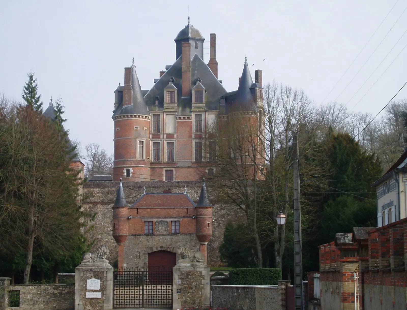 Photo showing: Château de Montmort in the commune of Montmort-Lucy