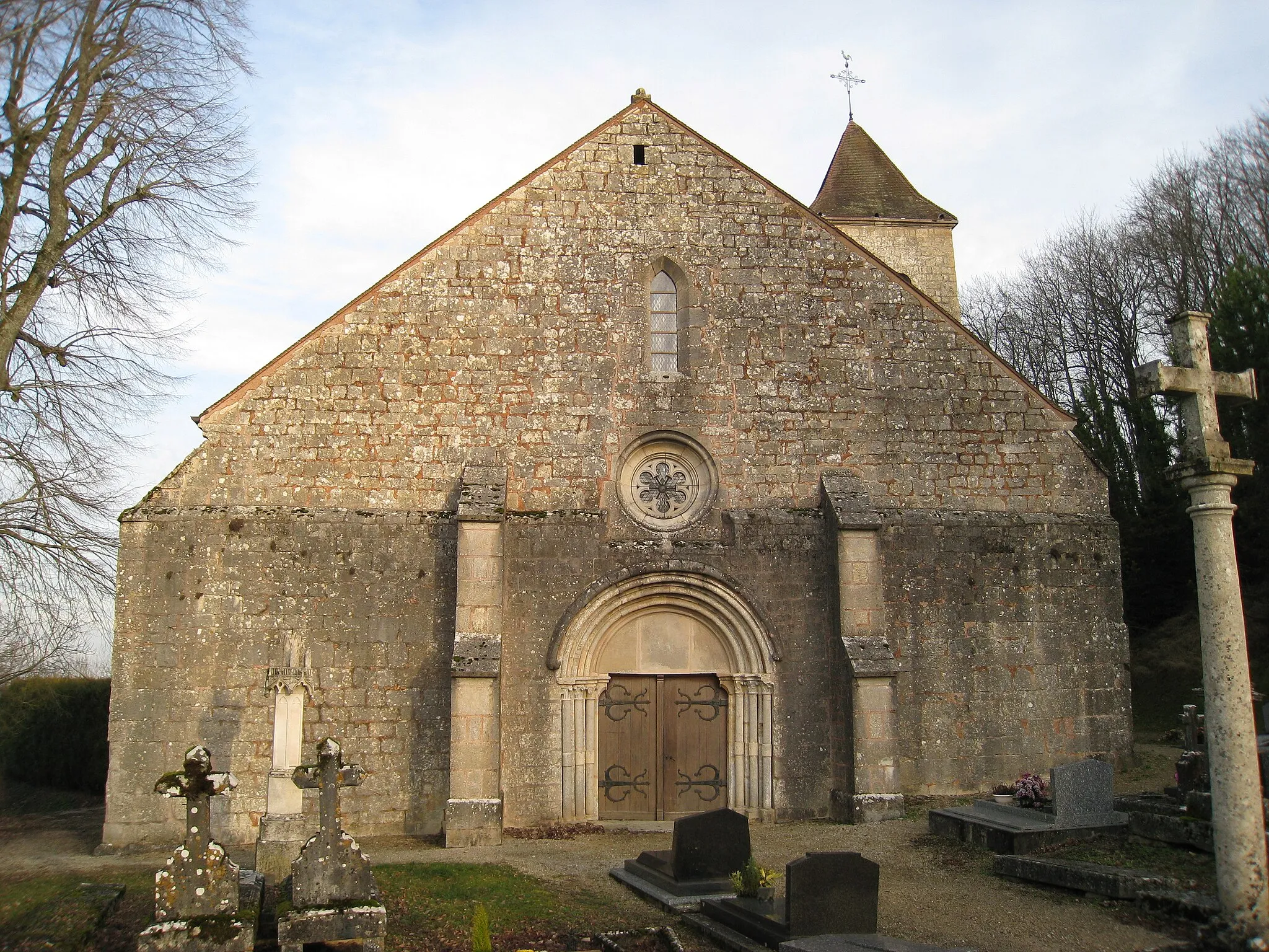 Photo showing: église de Montsaugeon