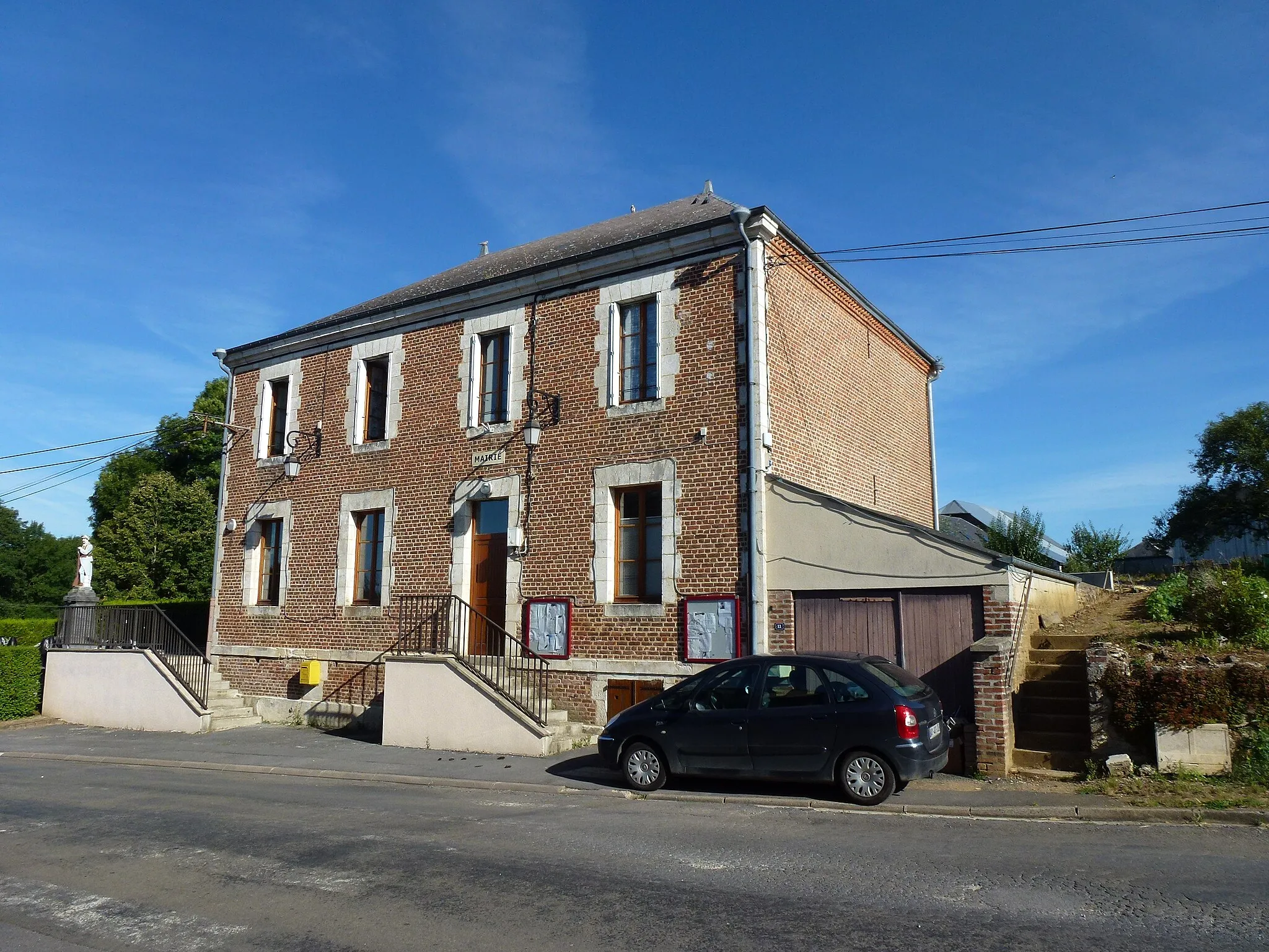 Photo showing: Wagnon (Ardennes) mairie