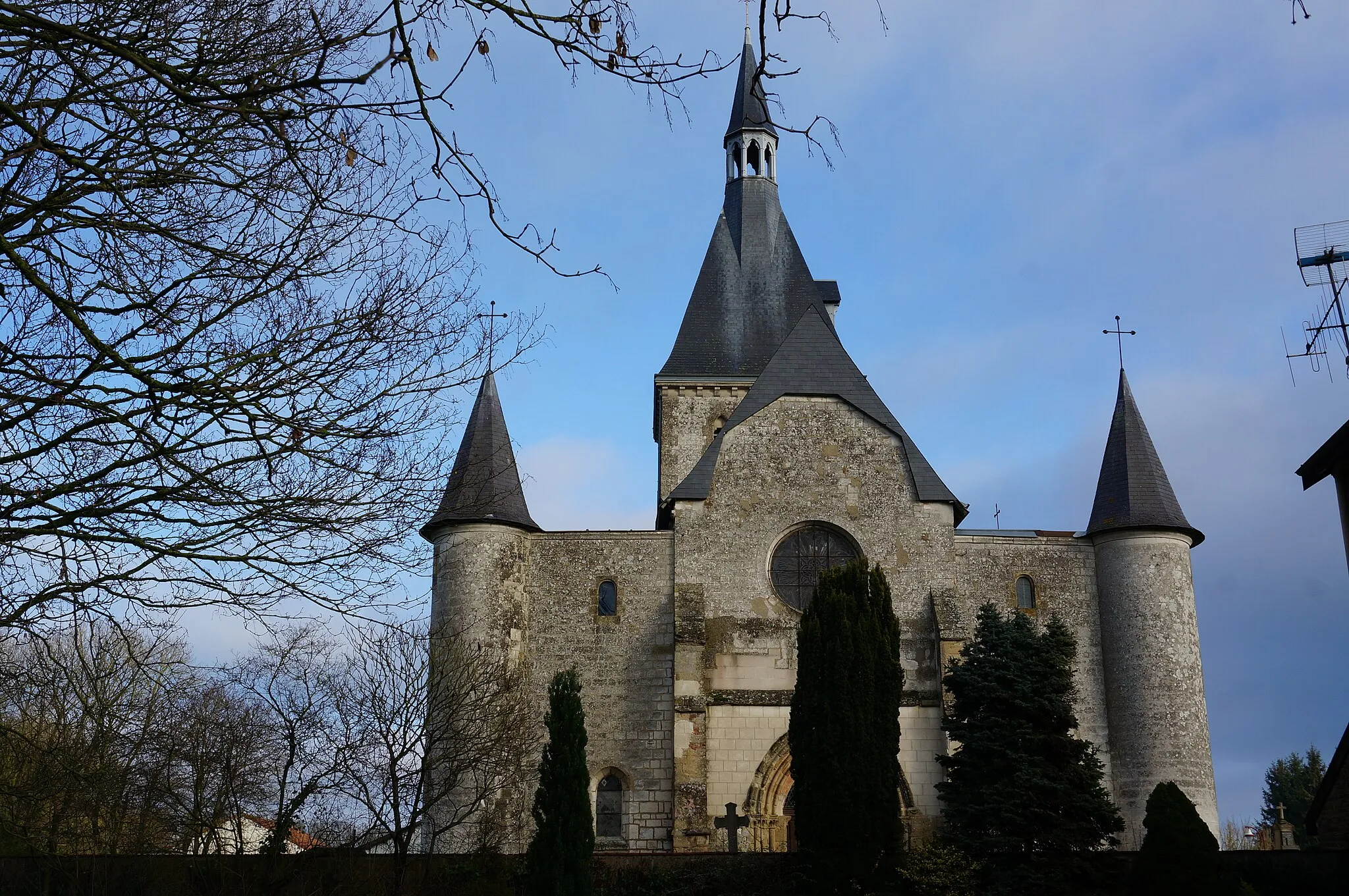 Photo showing: à Saint-Remy-sur-Bussy.