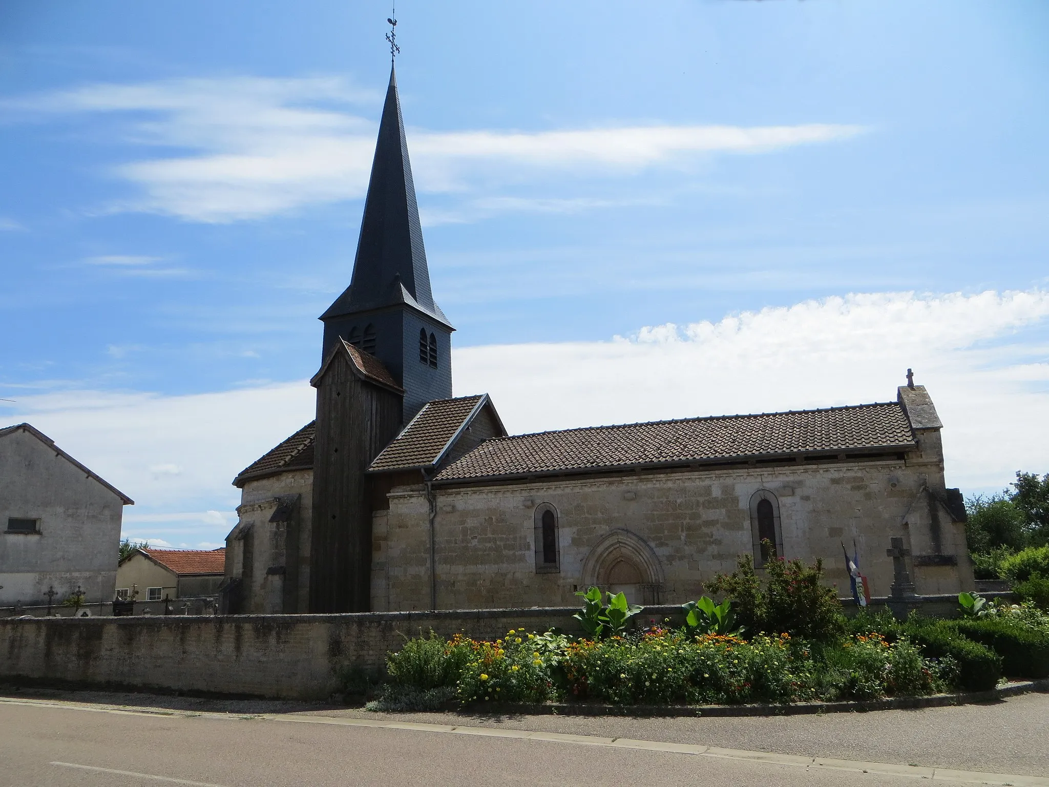 Photo showing: Vue générale de l'église