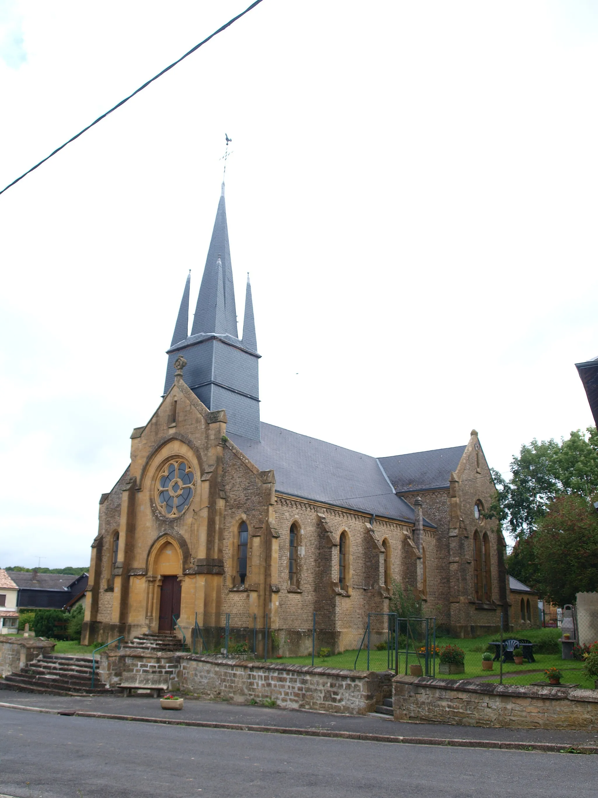 Photo showing: La Croix-aux-Bois (Ardennes, France) ; église