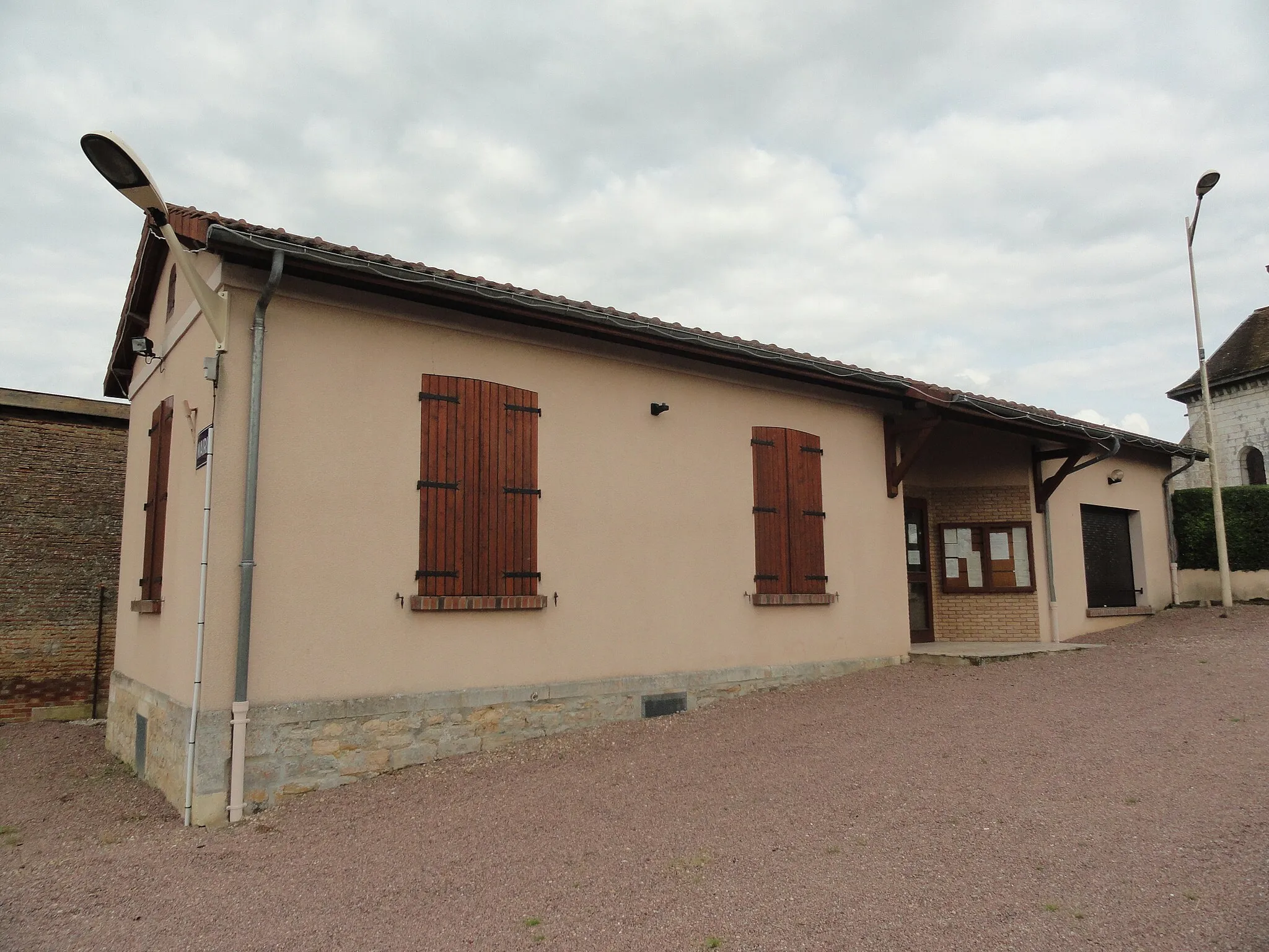 Photo showing: La mairie de Drouilly (51).