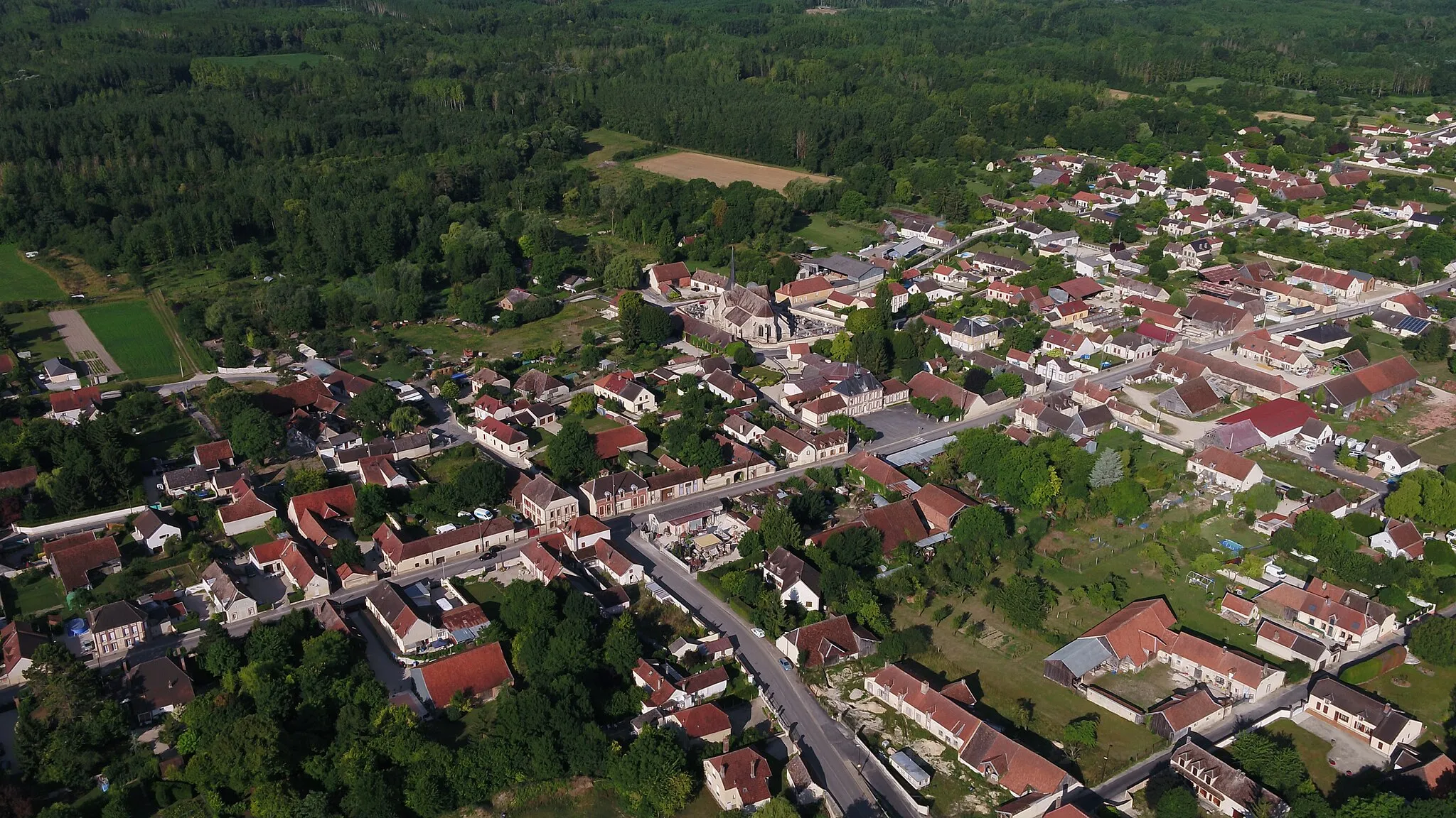 Photo showing: Prise de vue aérienne de Clesles, le 22 Juillet 2017