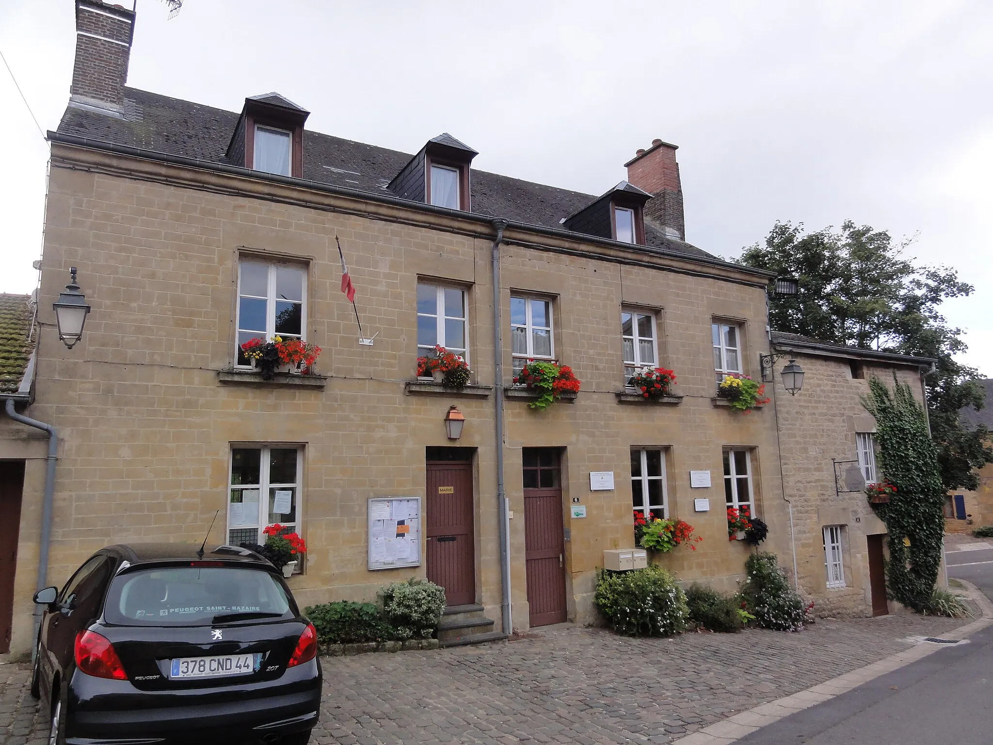 Photo showing: Évigny (Ardennes) mairie