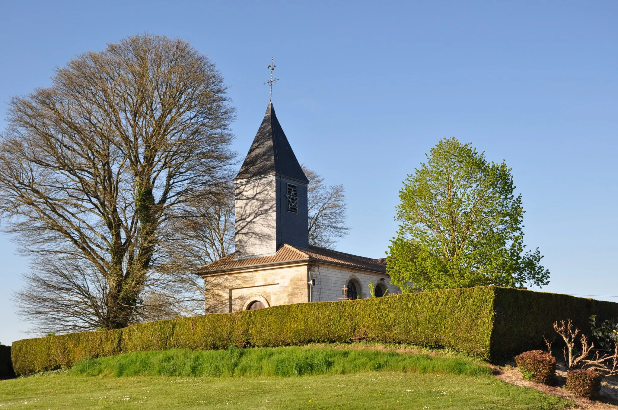 Photo showing: The church of Saint Silvin (Silvinus) in La Croix-en-Champagne (Marne Department, France).