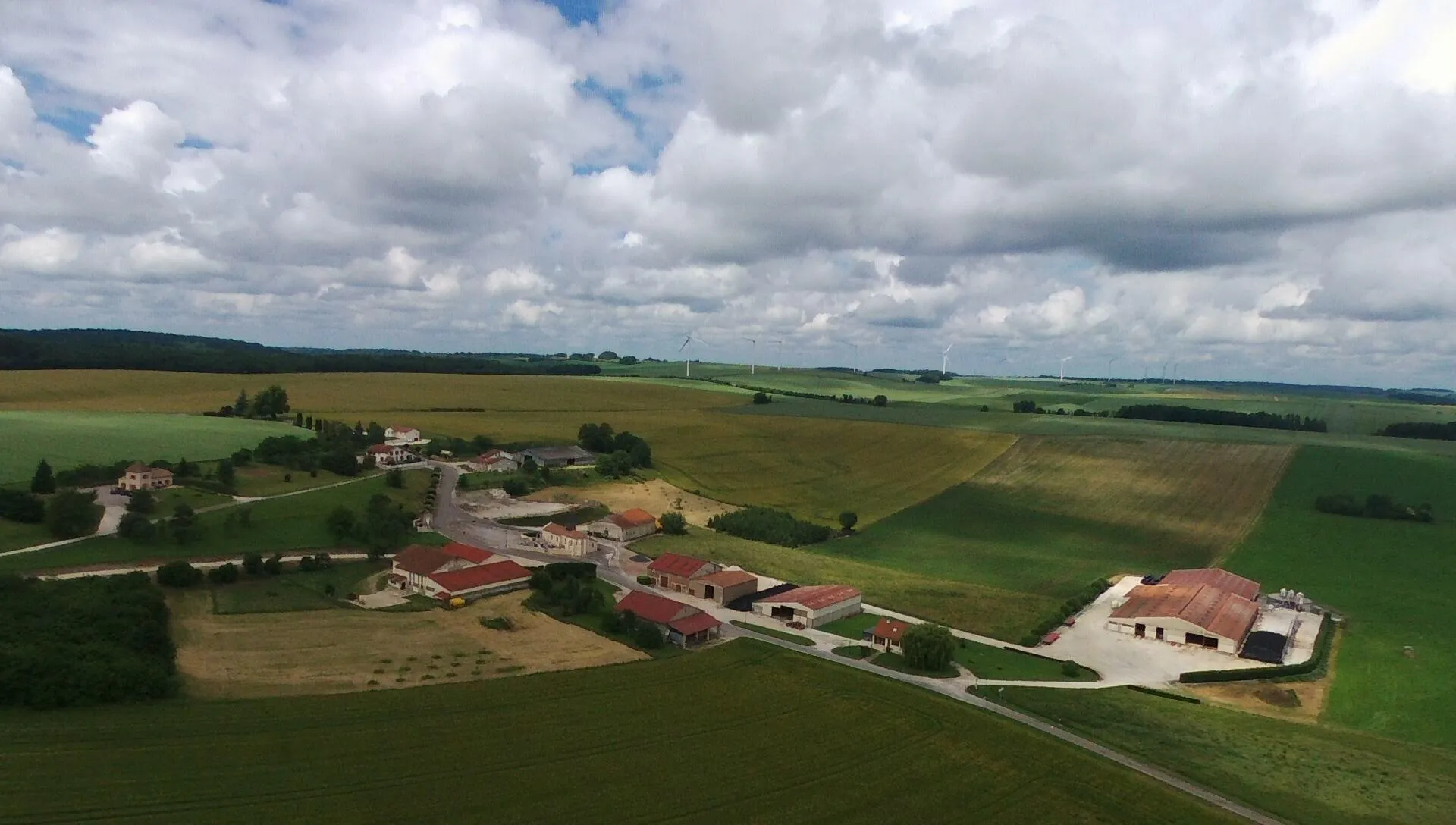 Photo showing: Photo relative à la commune d’Aingoulaincourt dans le but d’enrichir la page Wikipedia existante, il y a la photo d’Aingoulaincourt , et de son Église ( aussi intérieur)