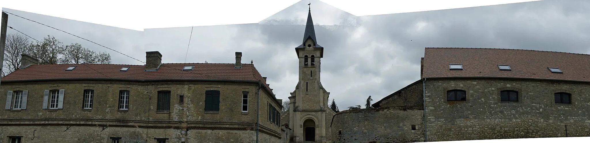 Photo showing: Église de Courcelles-Sapicourt.