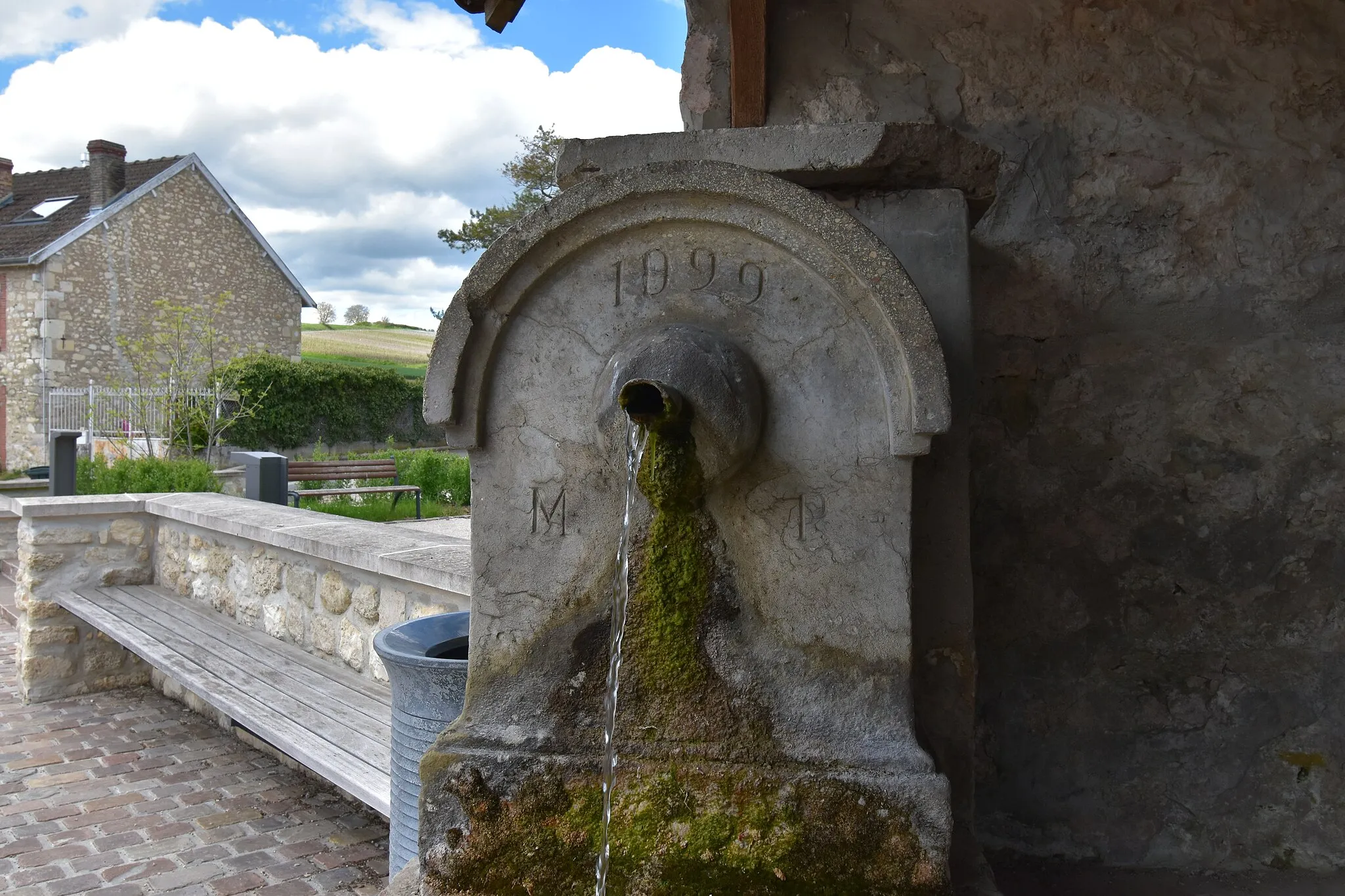 Photo showing: Le lavoir de Méry-Prémecy dans la Marne.