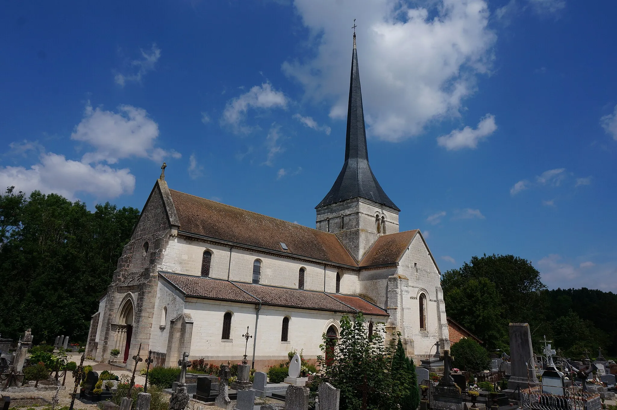 Photo showing: vue de l'église d'Écury-sur-Coole.