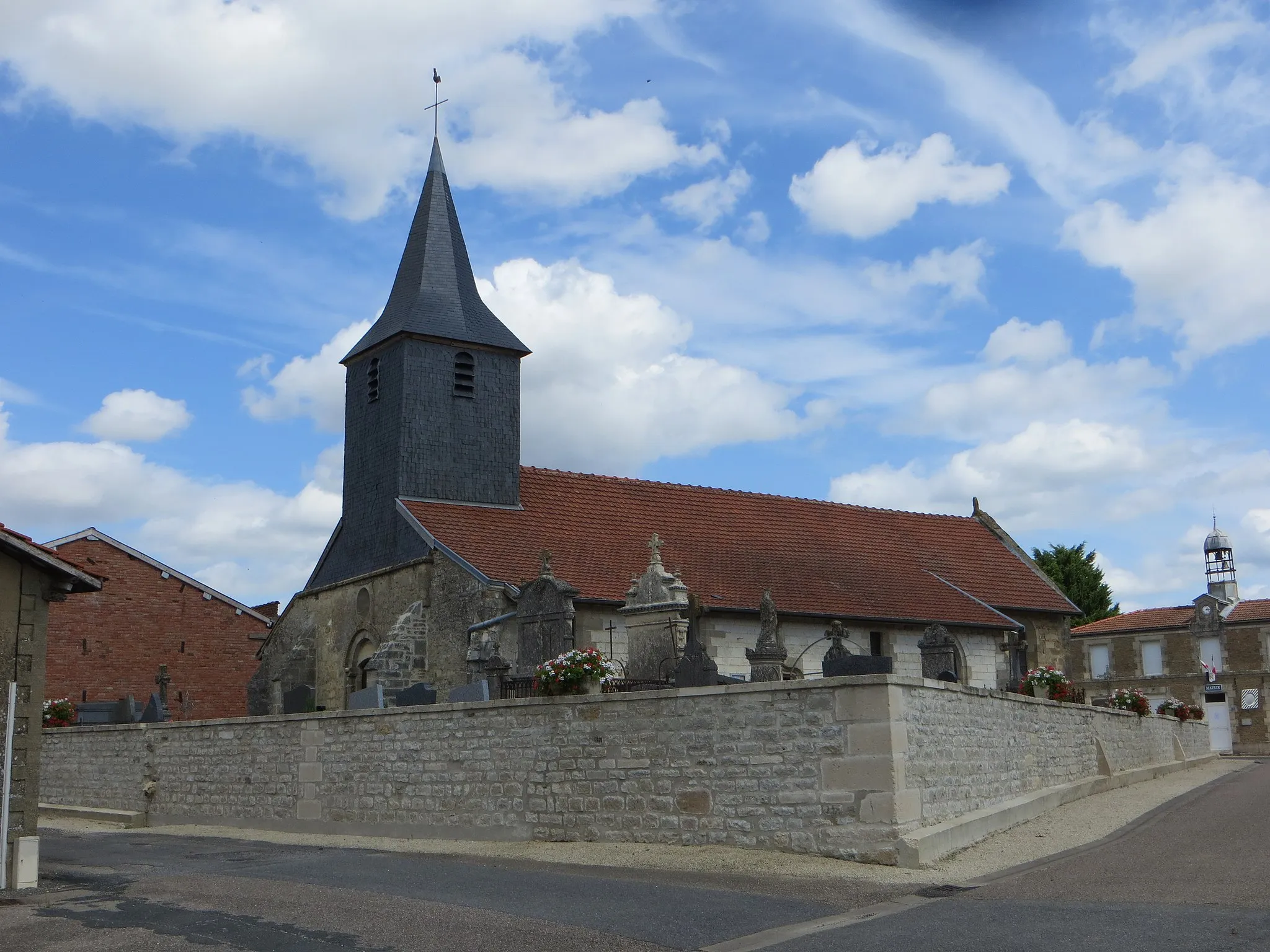 Photo showing: Vue générale de l'église