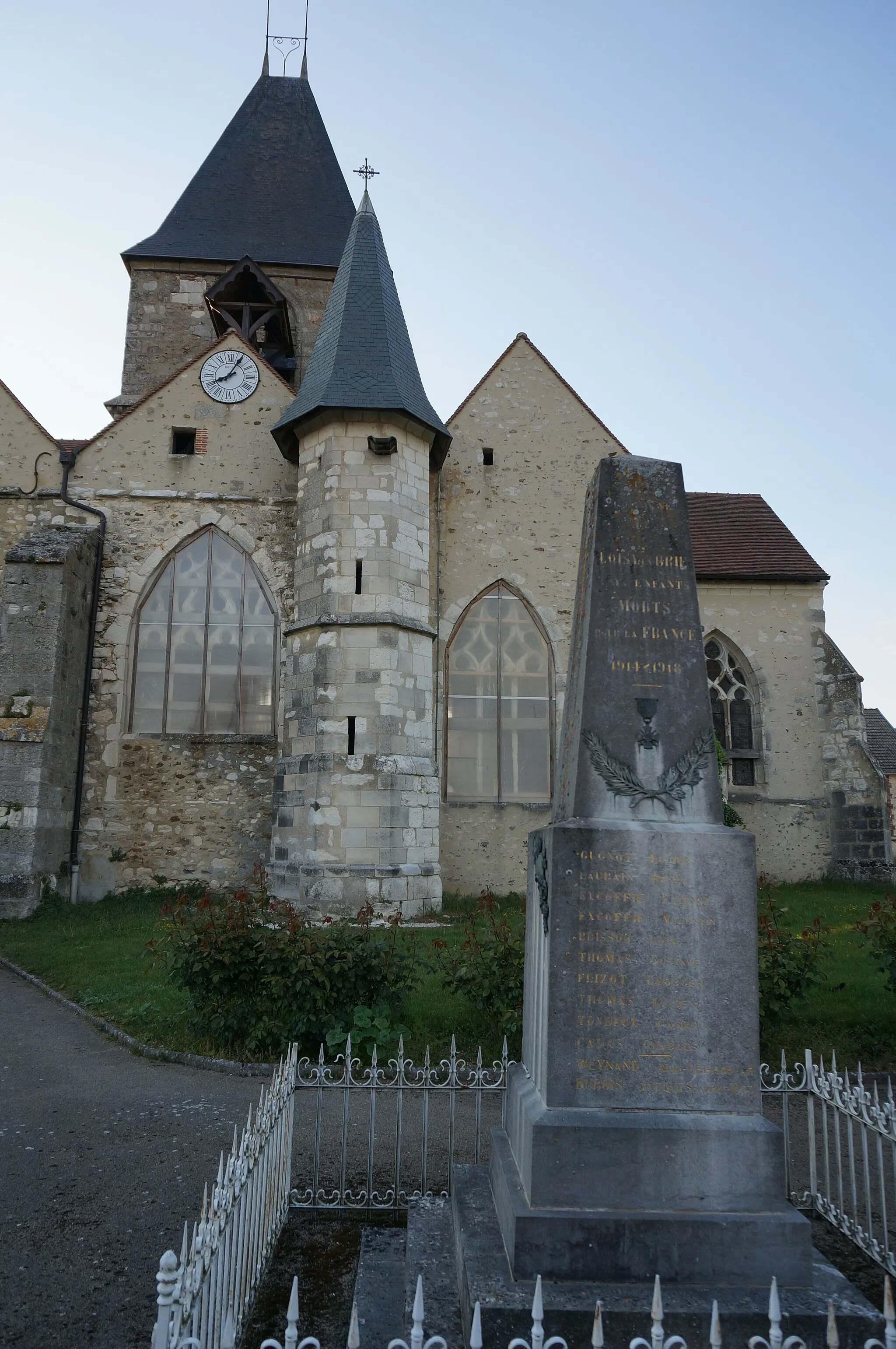 Photo showing: visible à Église de Loisy-en-Brie.
