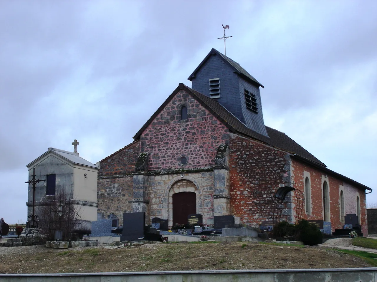 Photo showing: Saint Jean Baptiste church of Vélye, Marne, France