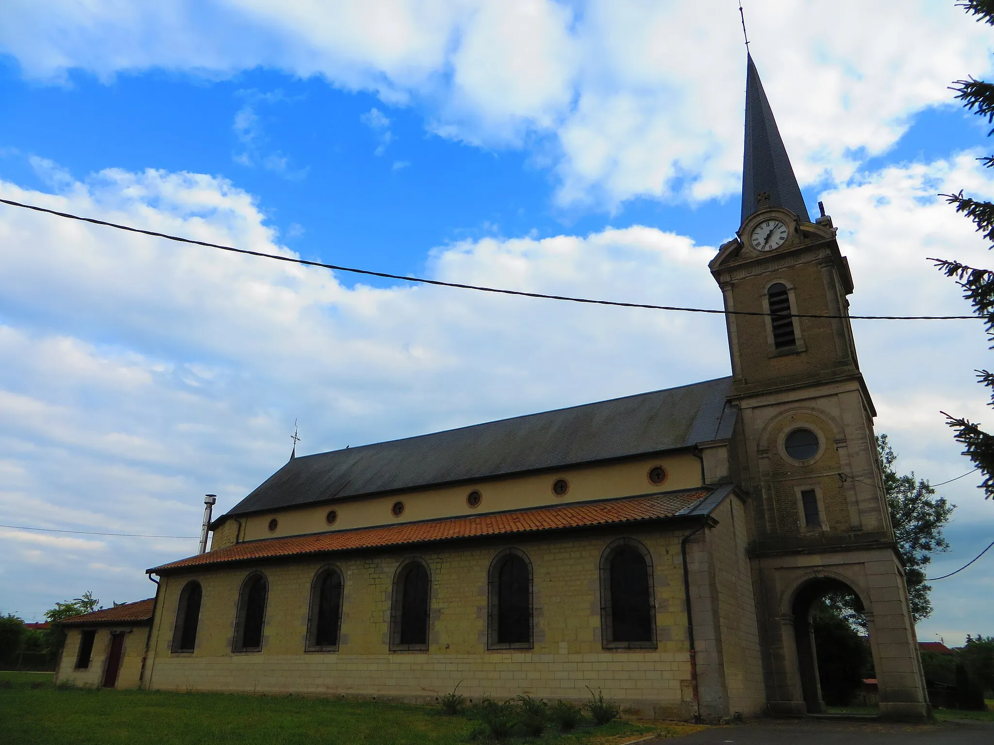 Photo showing: Les Islettes L'église de la Nativité-de-la-Bienheureuse-Vierge-Marie