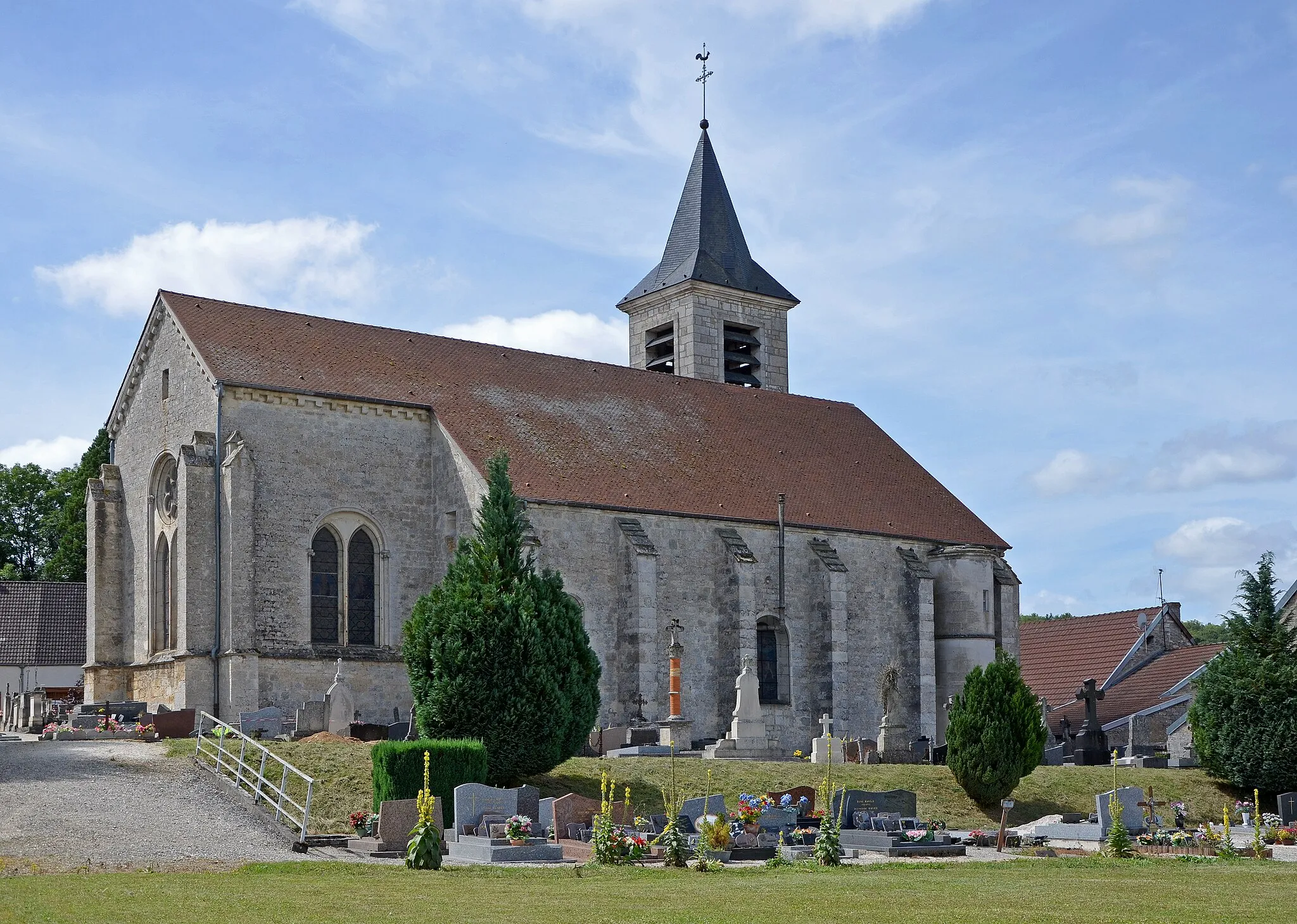 Photo showing: Église de Luzy-sur-Marne, Haute-Marne, Champagne-Ardennes, France