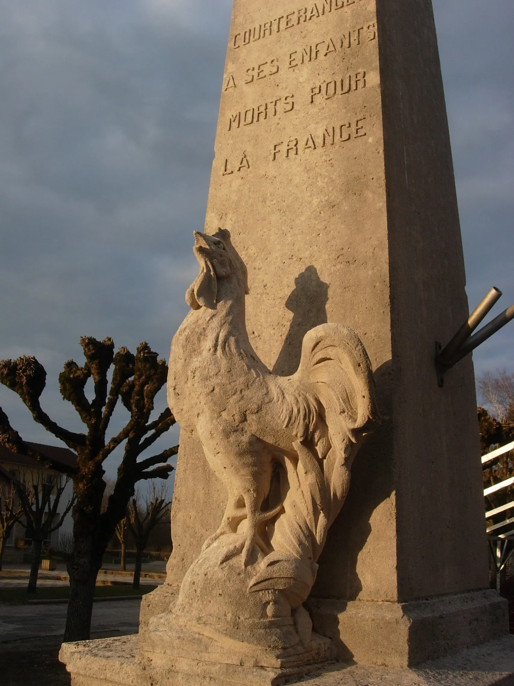 Photo showing: Moniment aux morts de Courteranges (Aube)