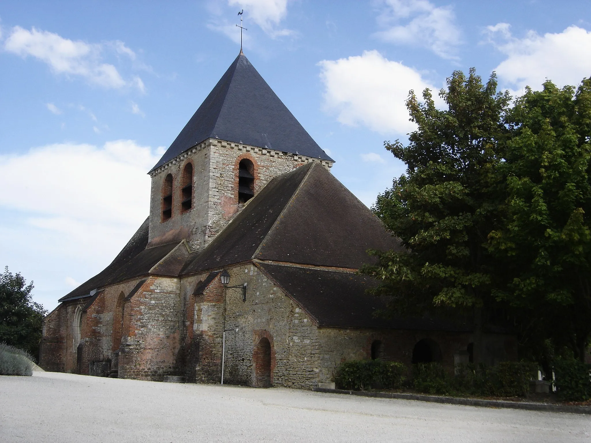 Photo showing: église Saint André - Mesnil-Saint-Père - Aube - France