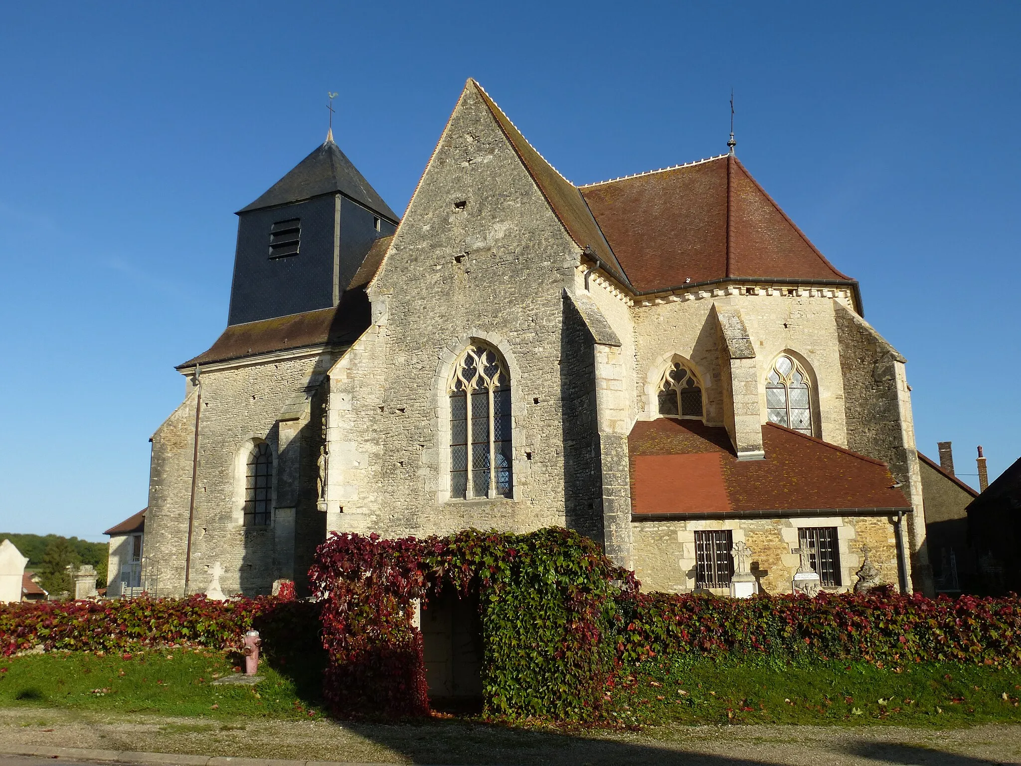 Photo showing: Eglise de Praslin 16-18eme siècle
