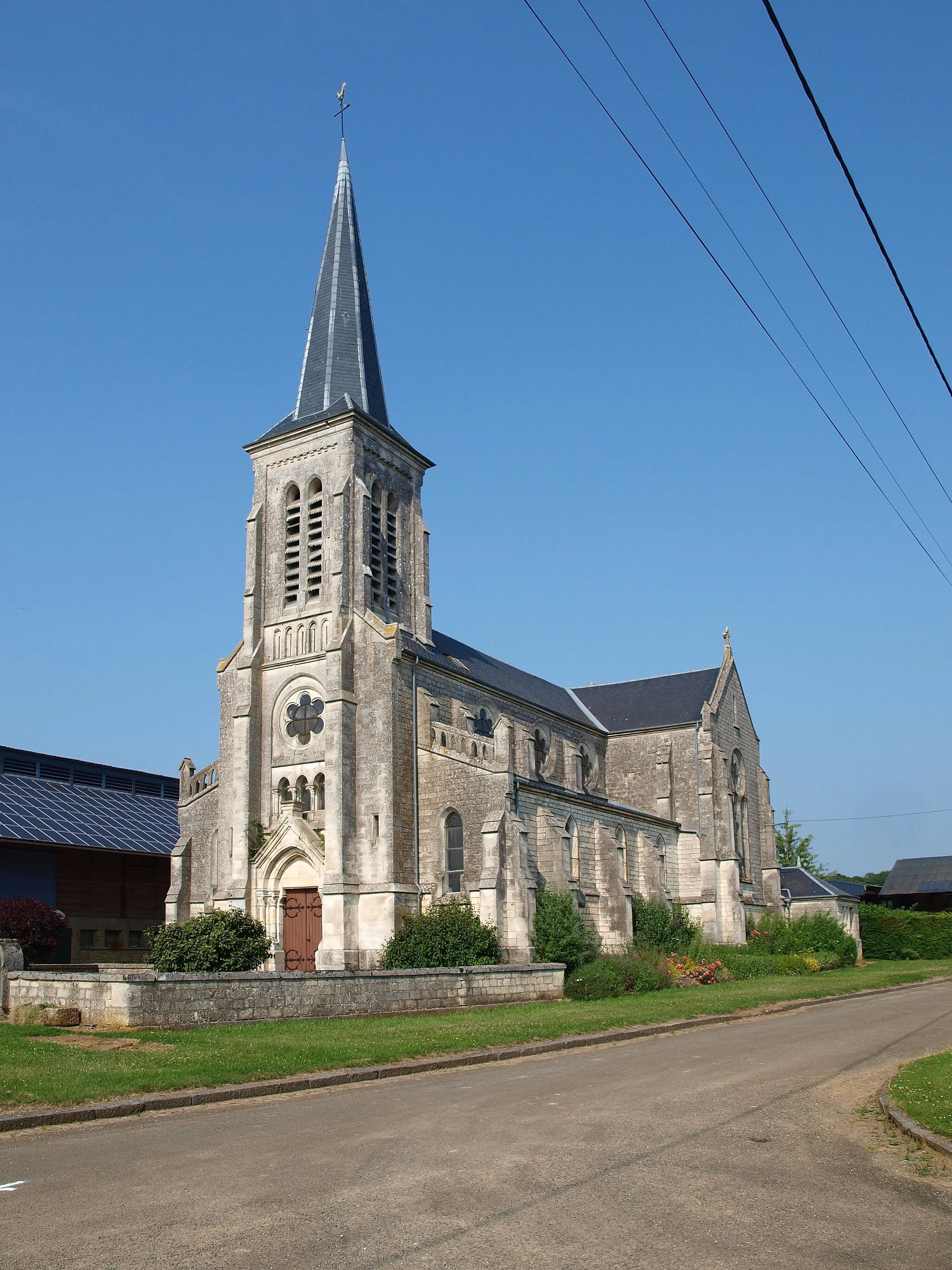 Photo showing: Artaise-le-Vivier (Ardennes, France) ; ; Artaise ; l'église.